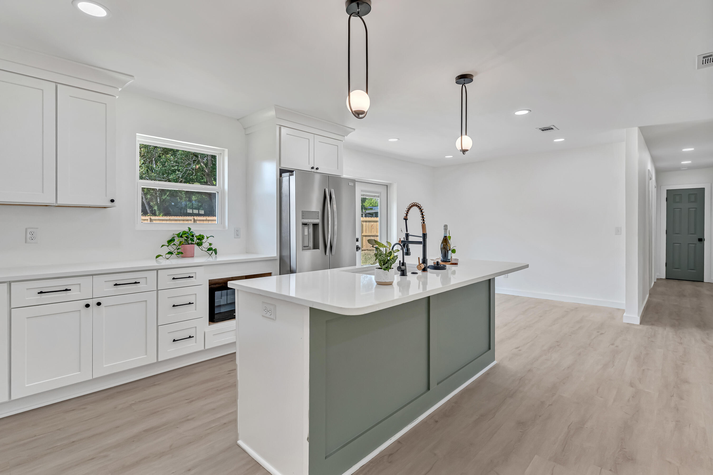 MIRAMAR ESTATES 3RD ADDN - Residential