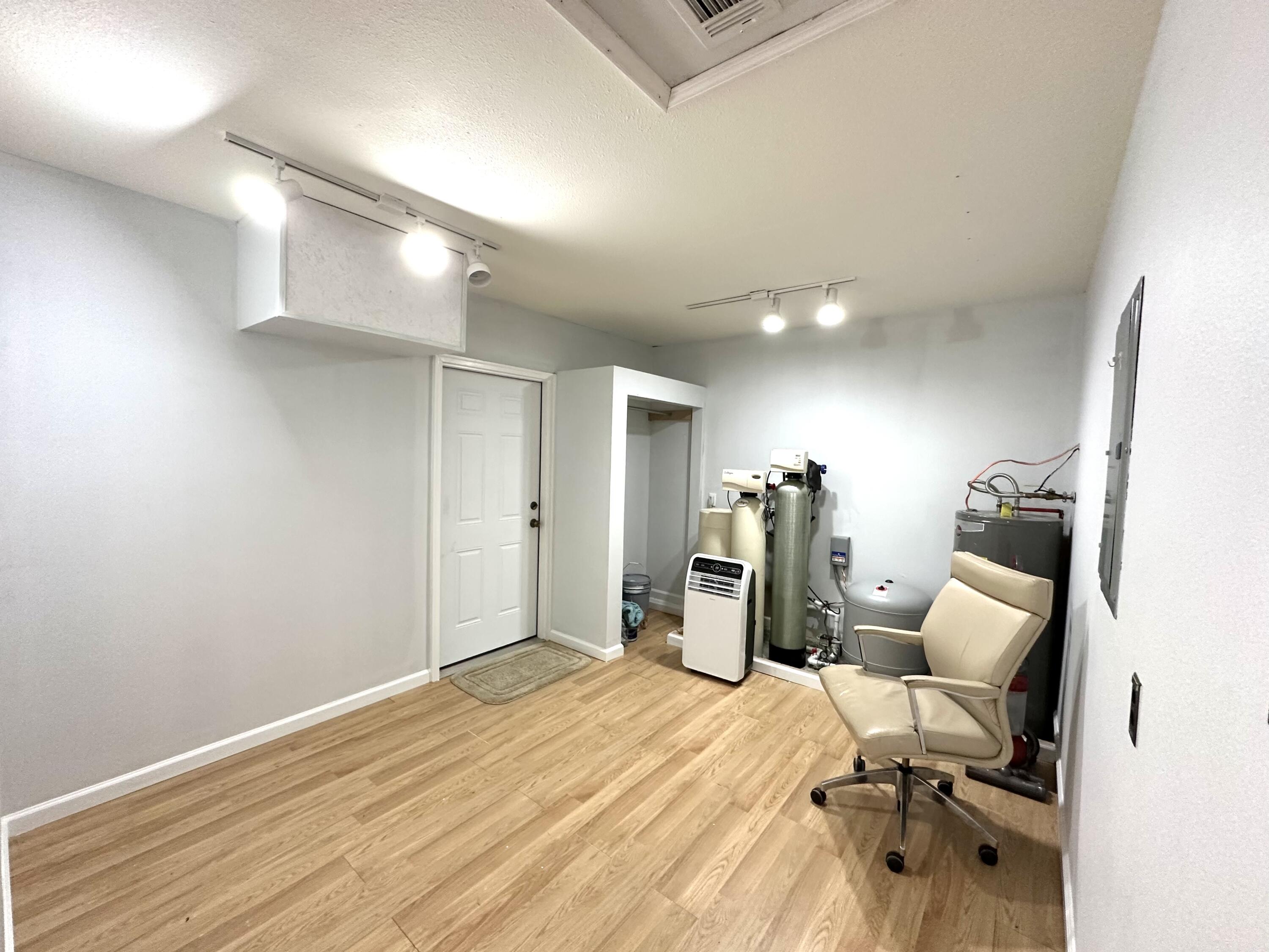 NO RECORDED SUBDIVISION - Residential Lease