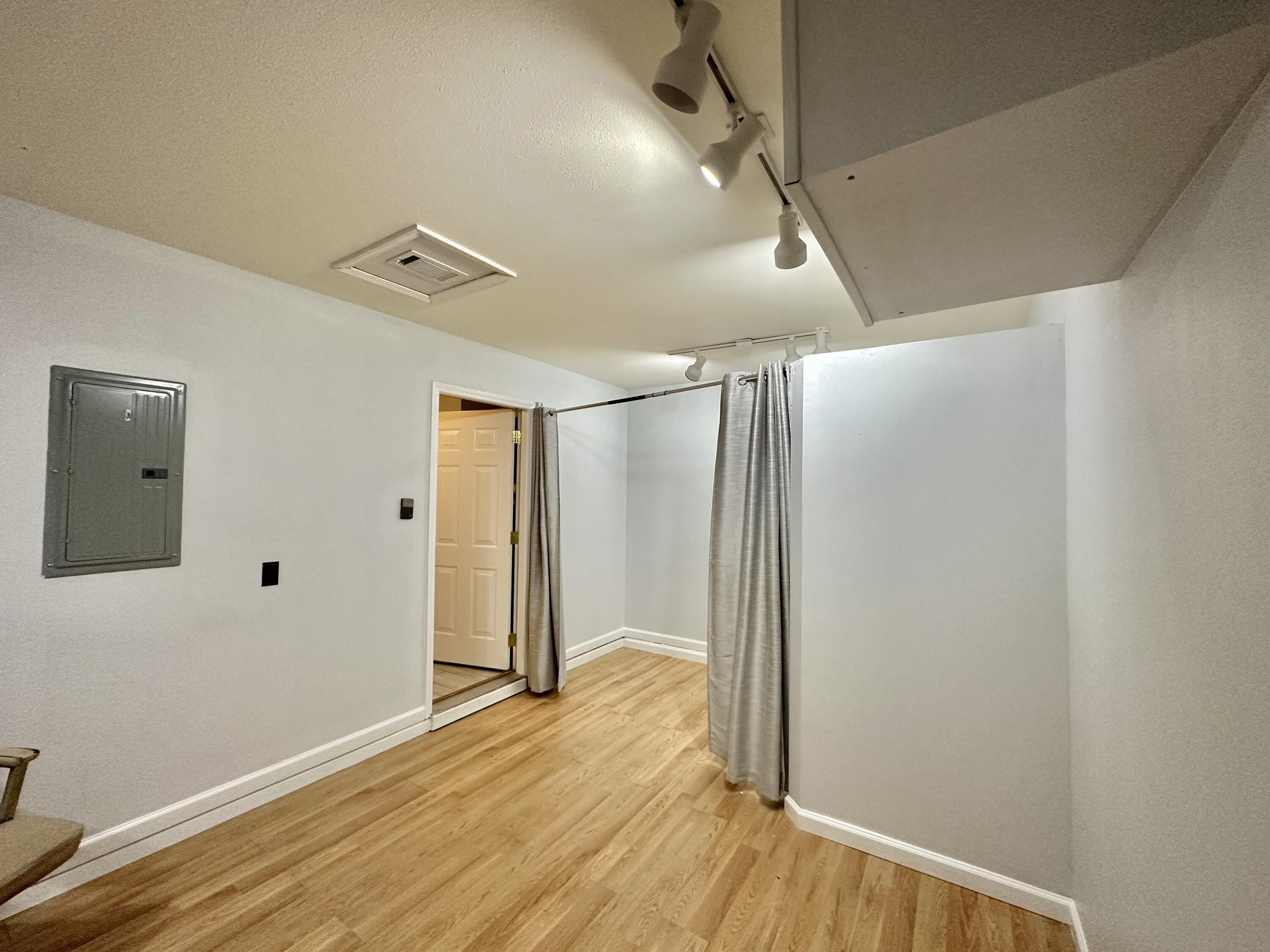 NO RECORDED SUBDIVISION - Residential Lease
