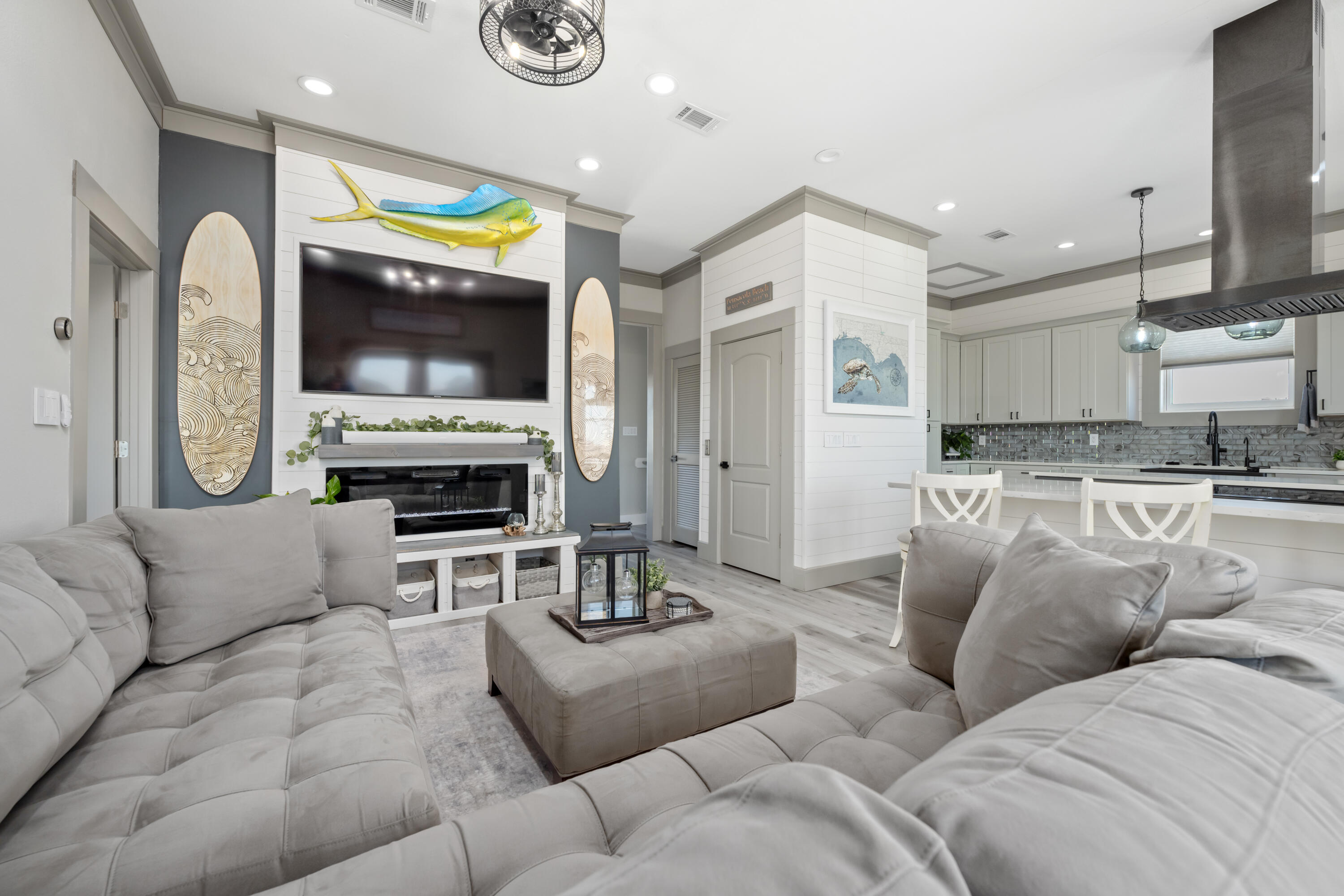 SANTA ROSA VILLAS - Residential