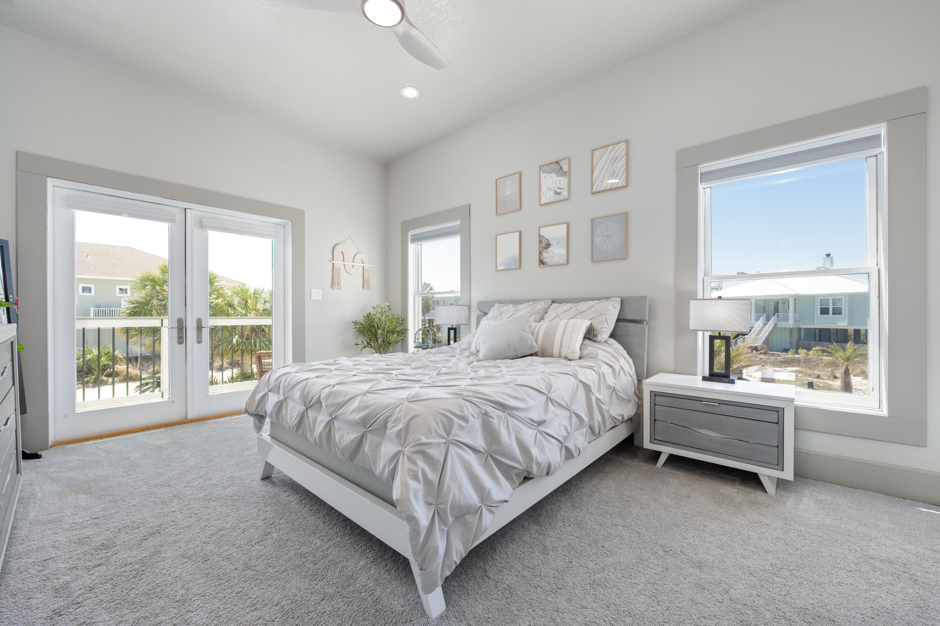 SANTA ROSA VILLAS - Residential