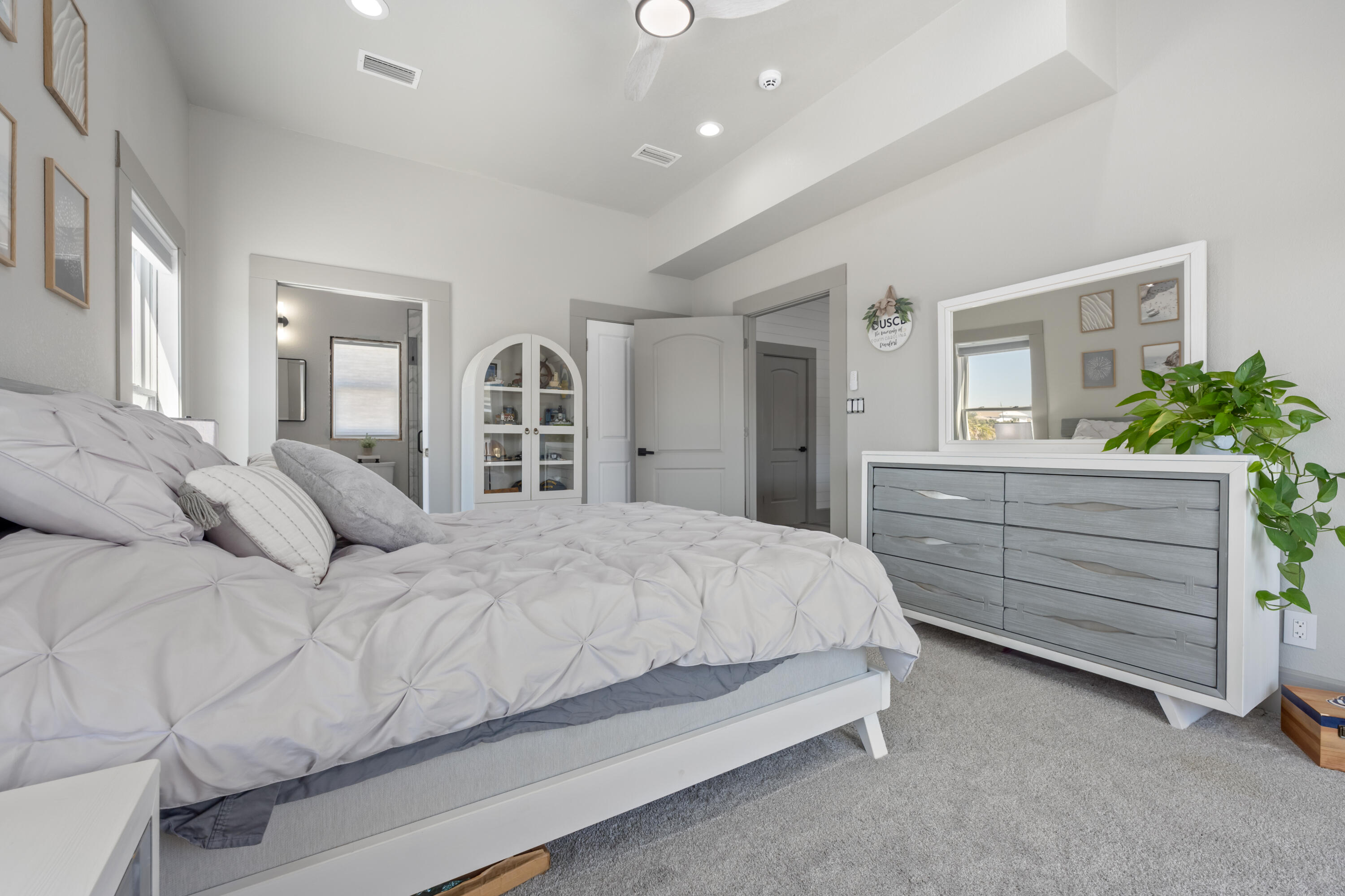 SANTA ROSA VILLAS - Residential