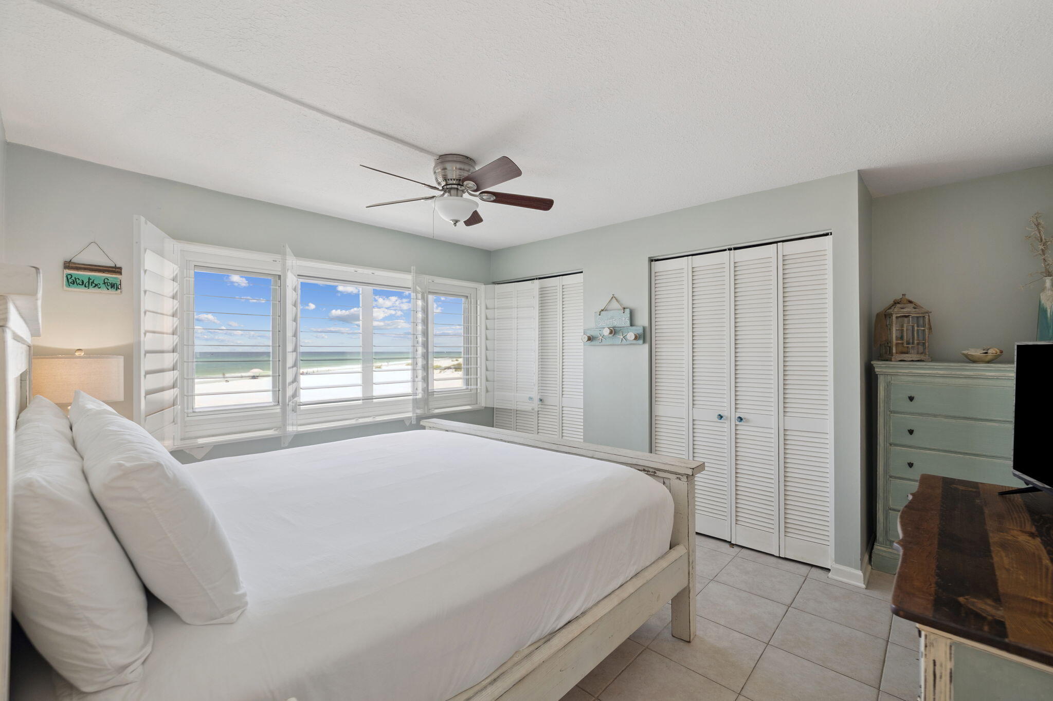 PINNACLE PORT - Residential