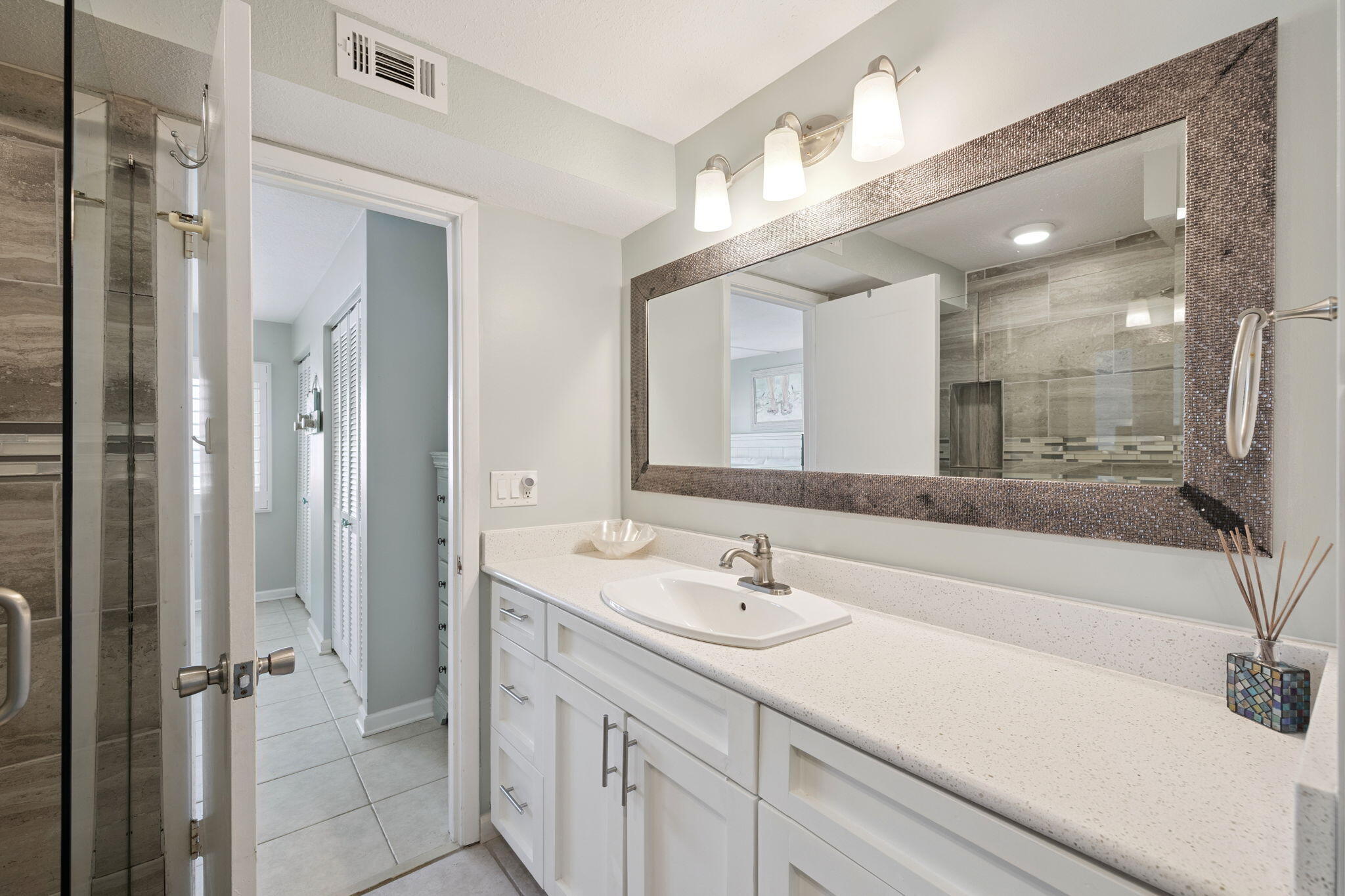 PINNACLE PORT - Residential