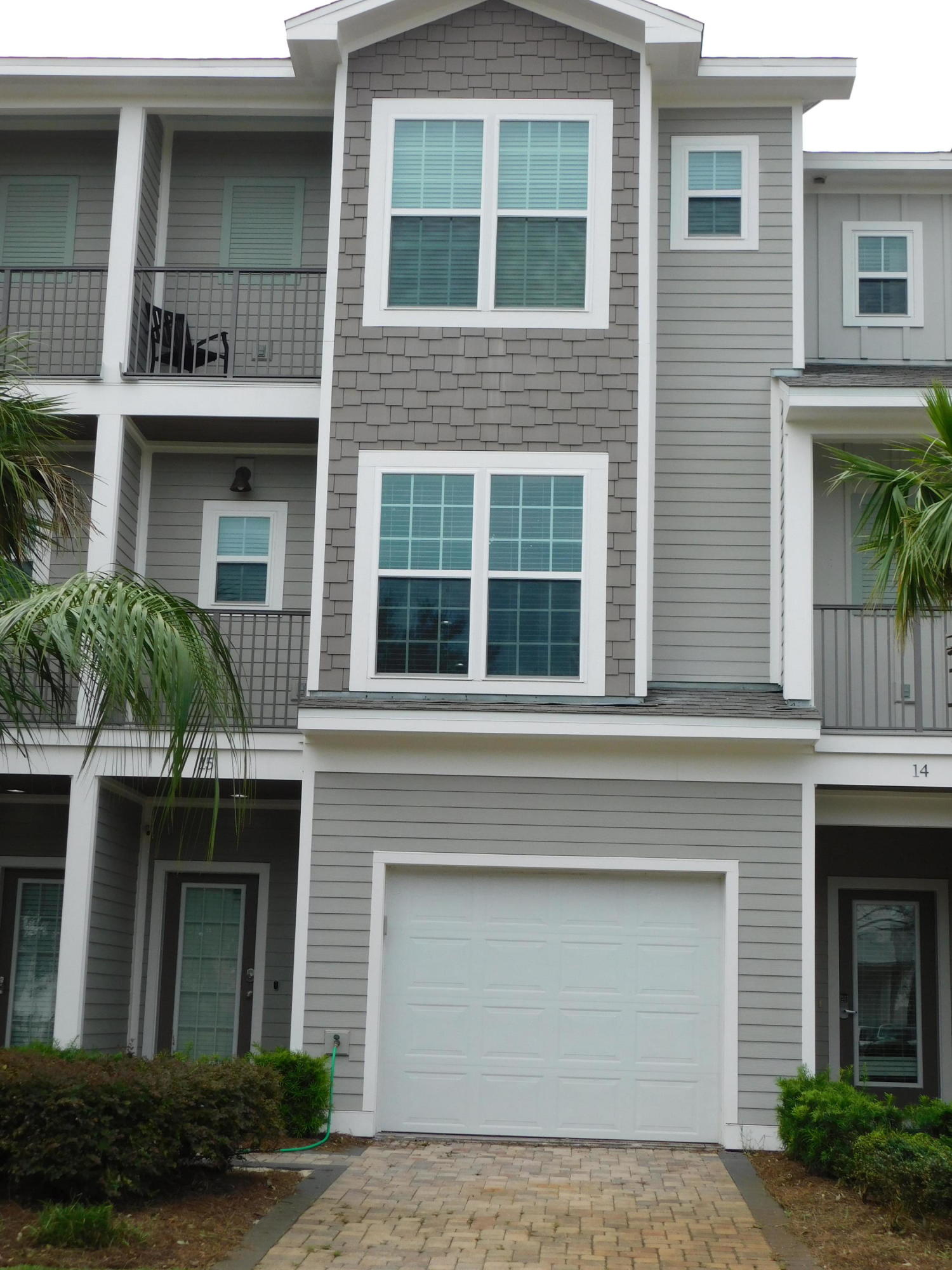 DRIFTWOOD DRIVE TOWNHOMES - Residential