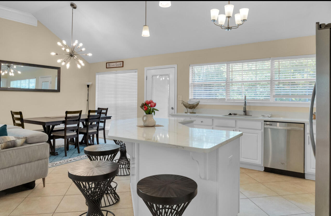 OLDE FLORIDA LAKES - Residential