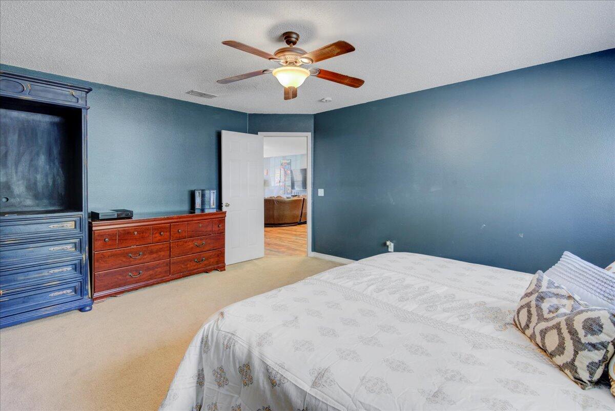 NAVARRE S/D 2ND ADDN - Residential