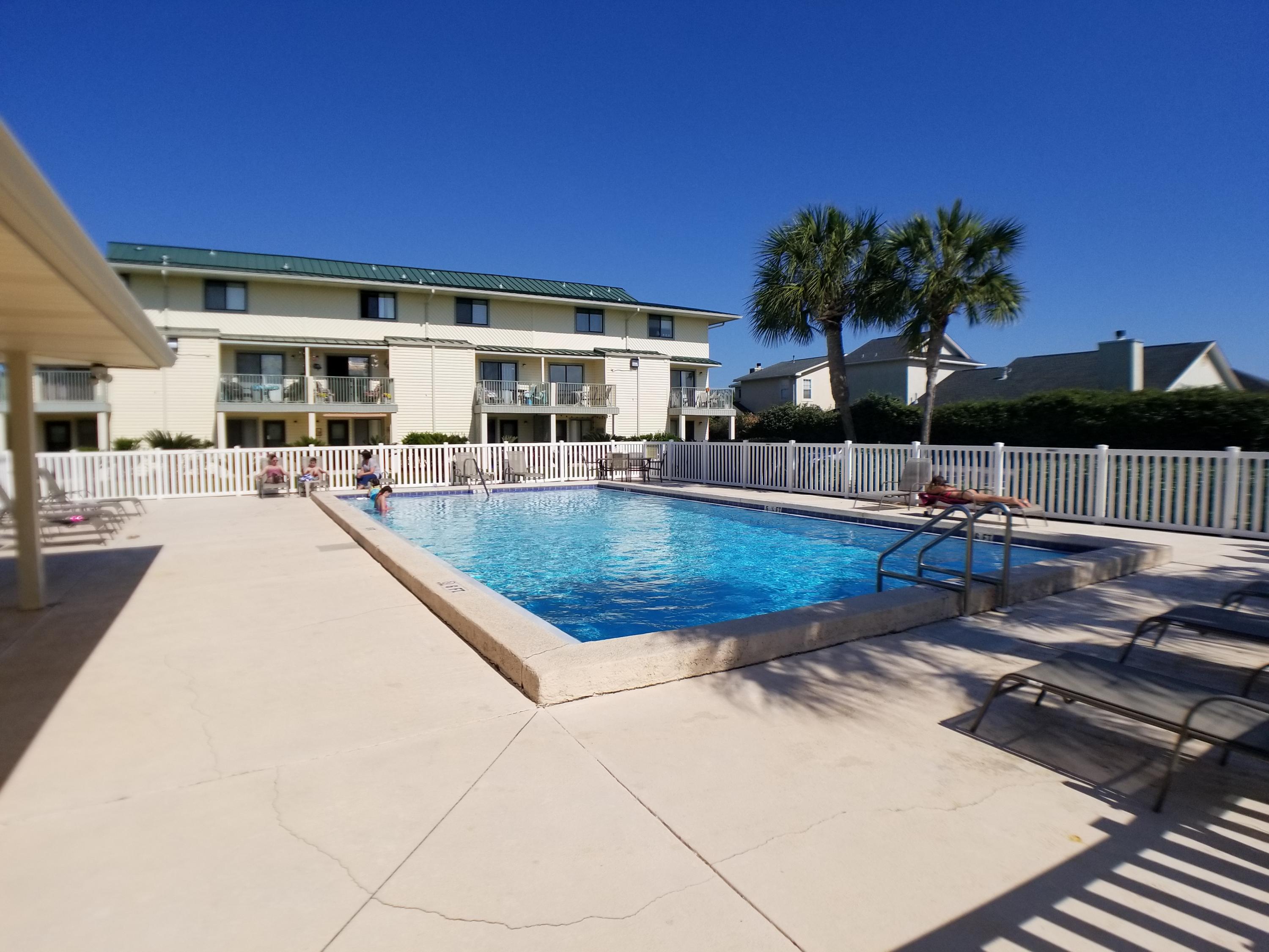 SANDPRINTS CONDO - Residential