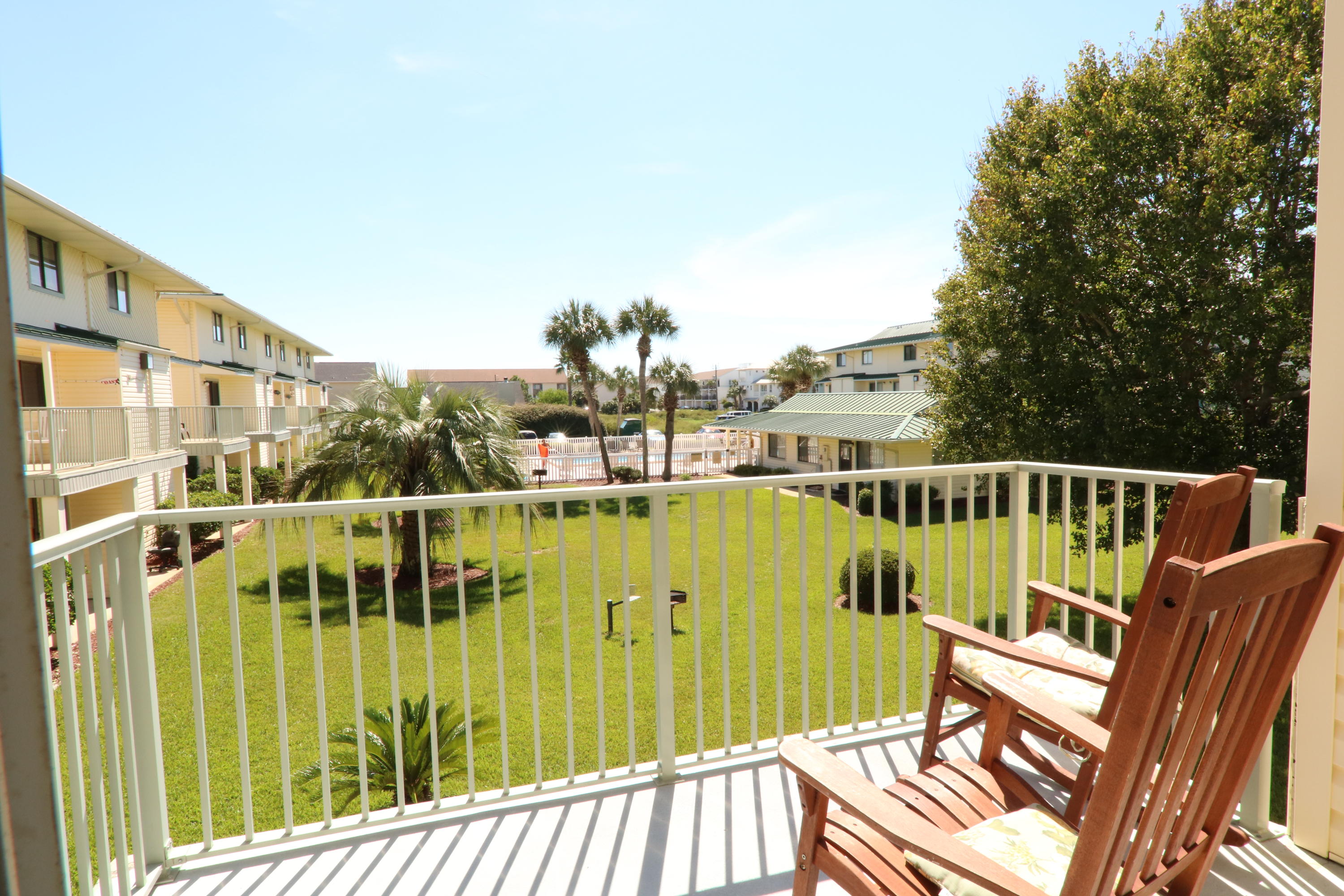 SANDPRINTS CONDO - Residential