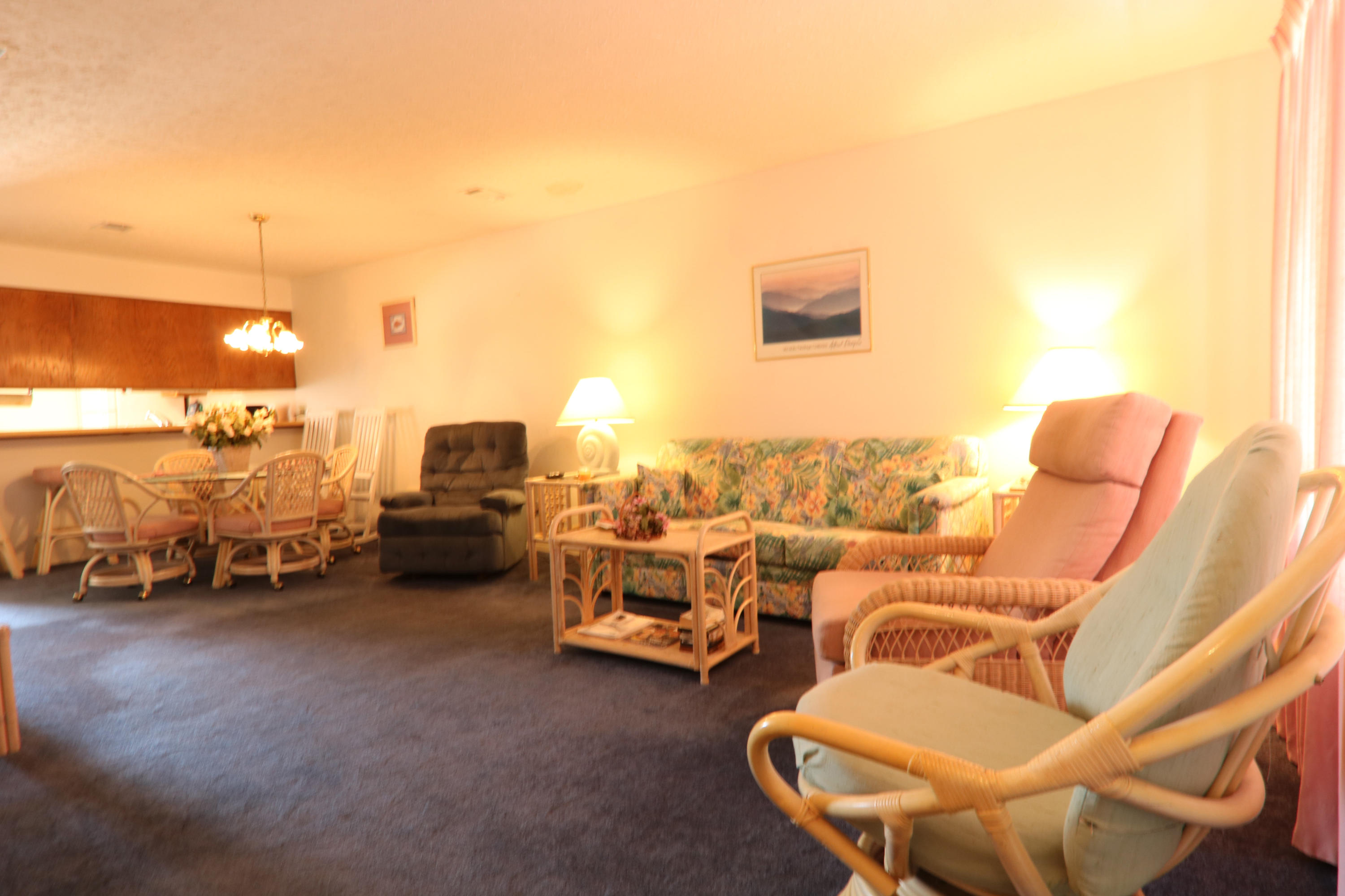 SANDPRINTS CONDO - Residential