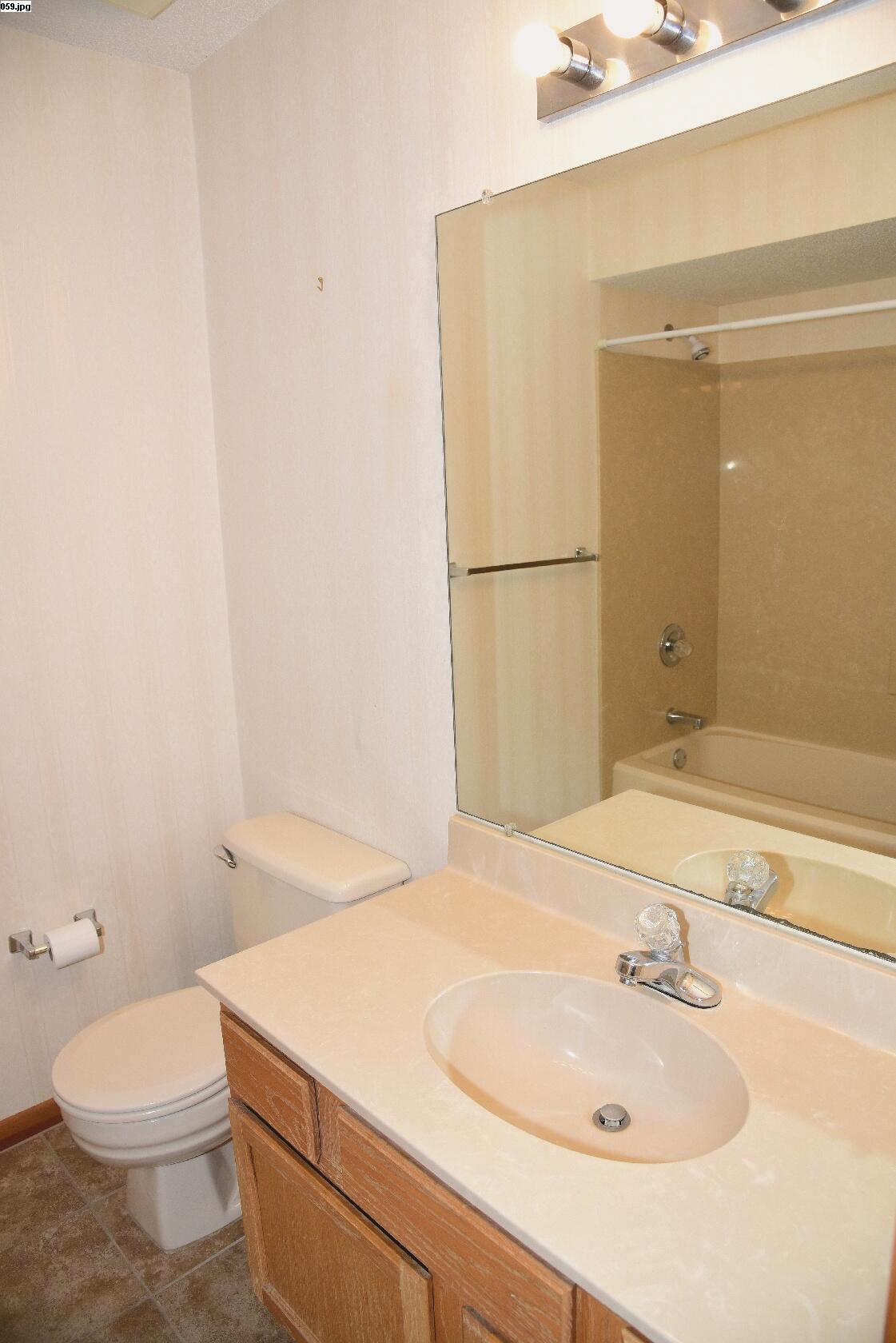 CEDAR RIDGE - Residential Lease