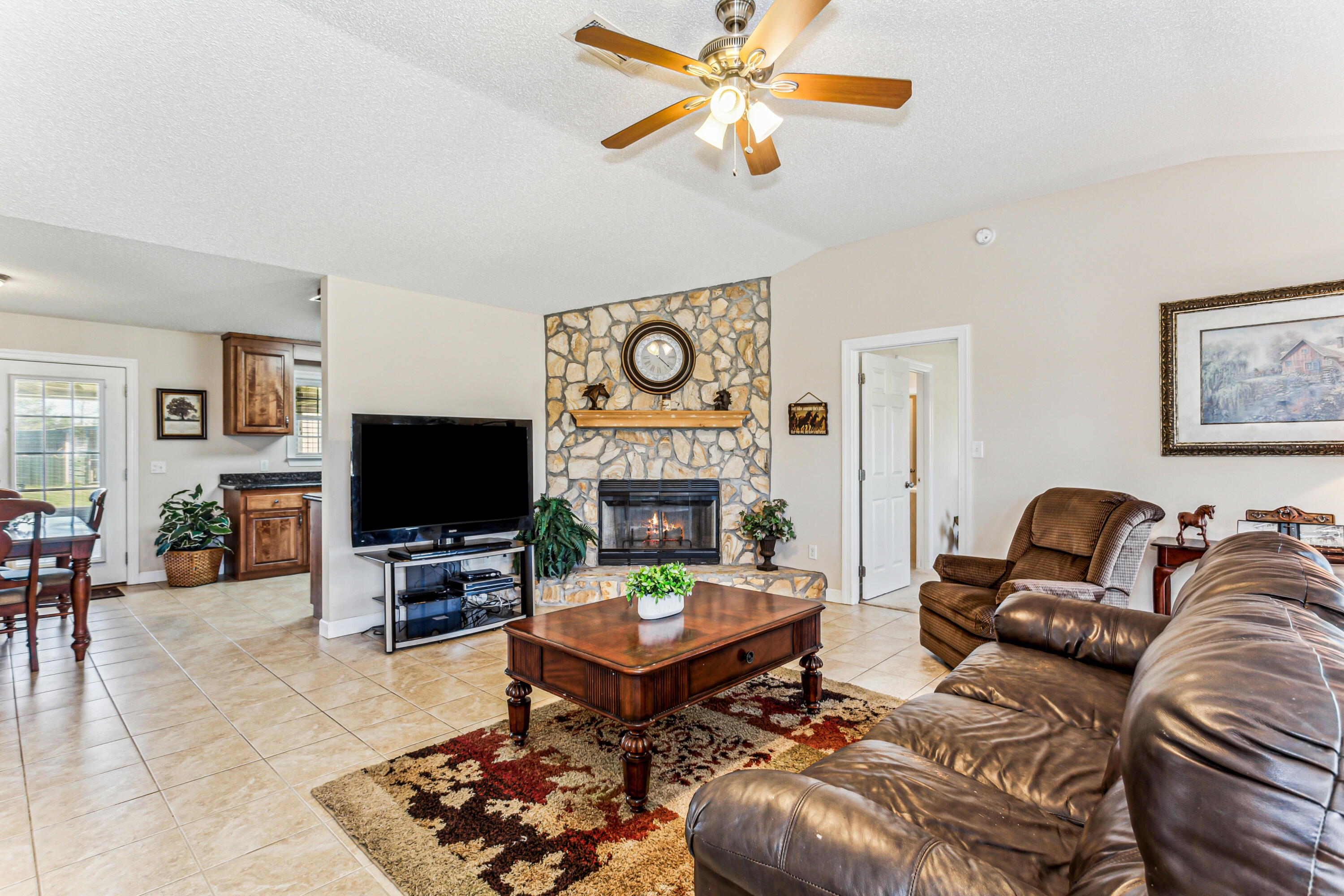 NONESUCH WAY - Residential