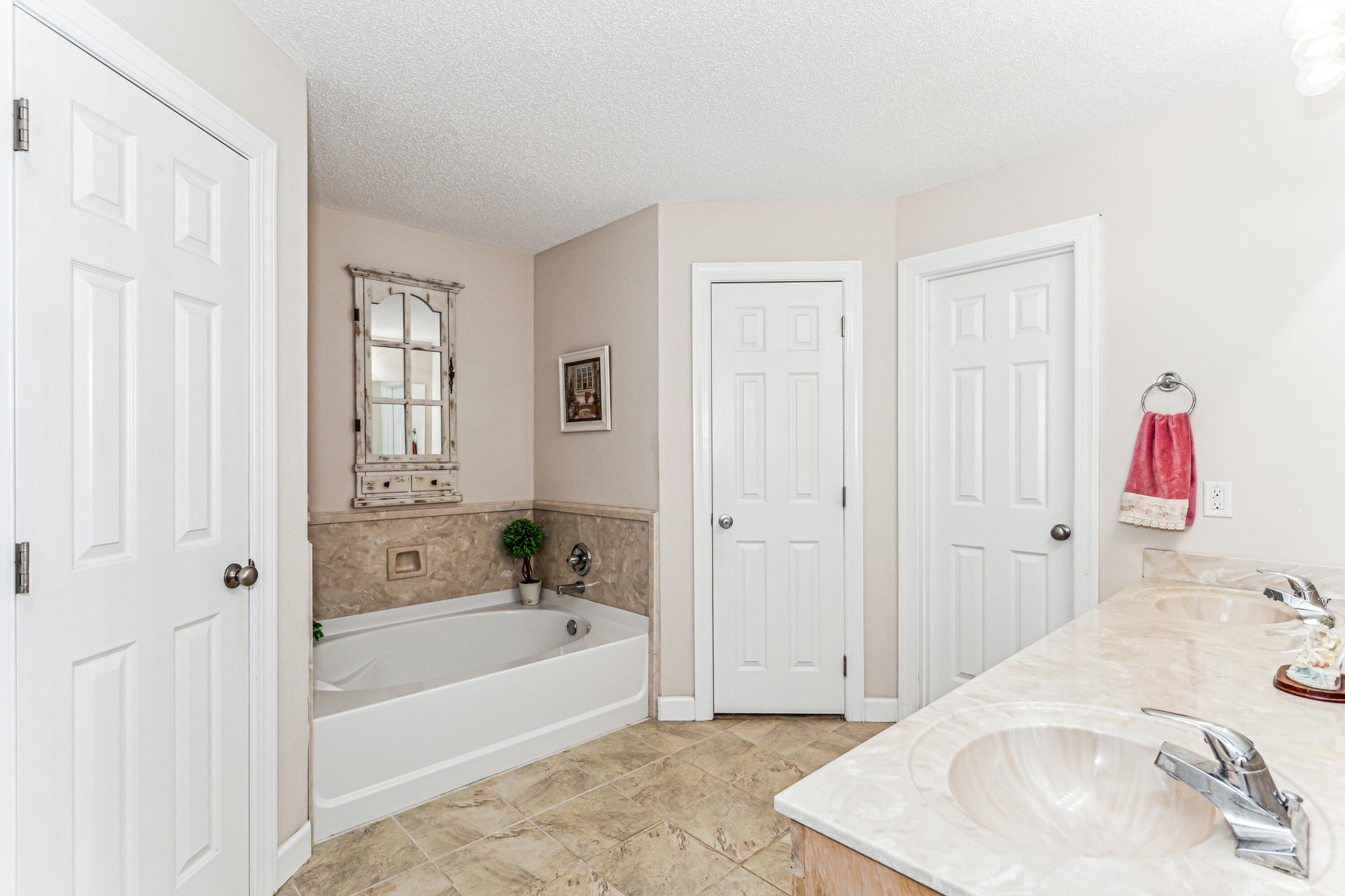 NONESUCH WAY - Residential