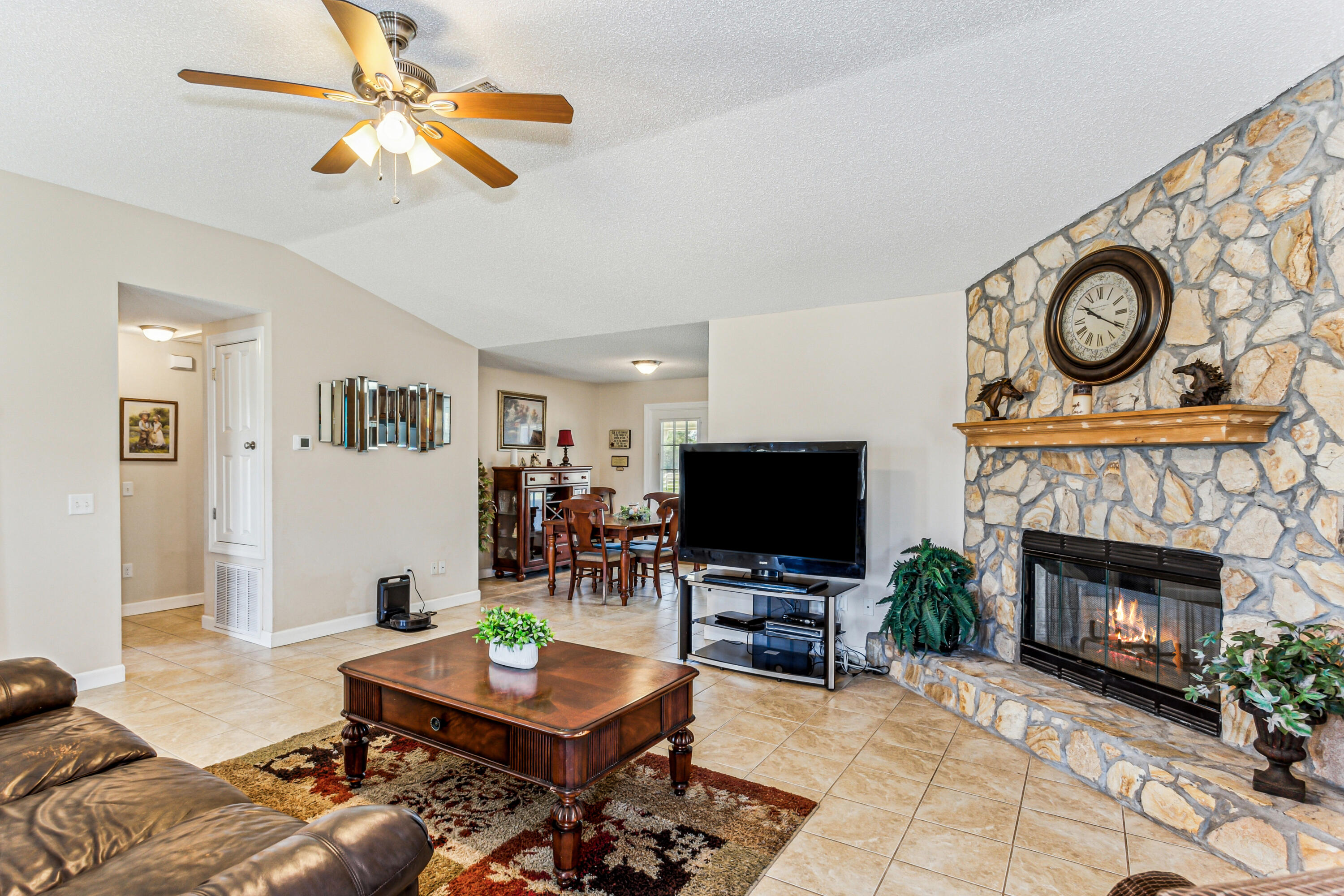 NONESUCH WAY - Residential