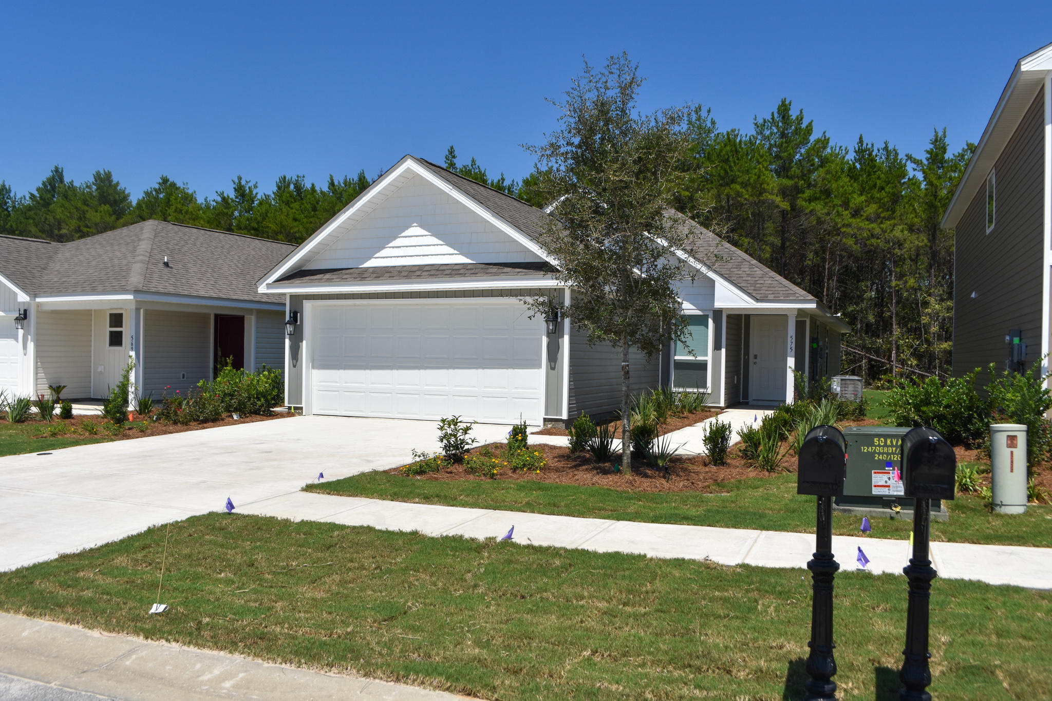 HAMMOCK BAY - Residential Lease