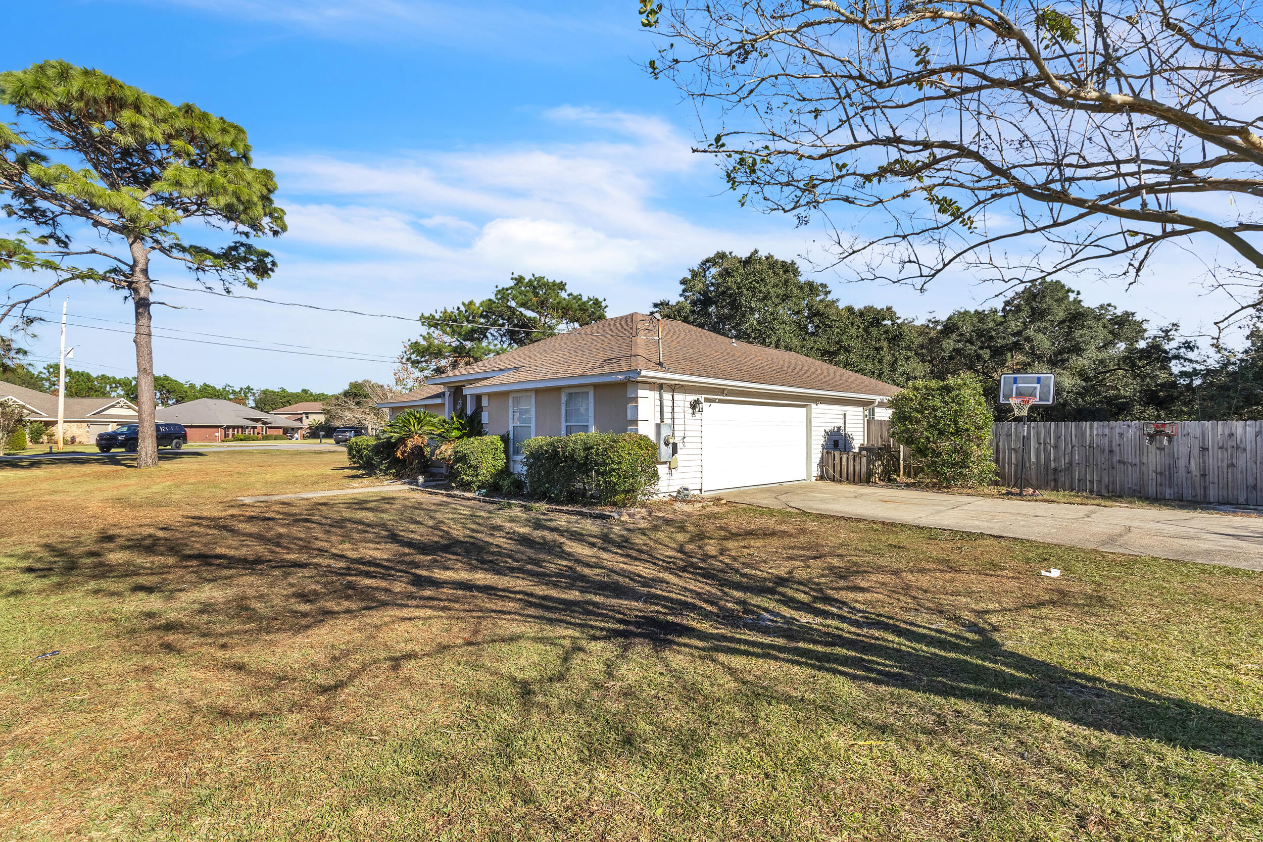 HOLLEY BY THE SEA, 1ST ADD - Residential