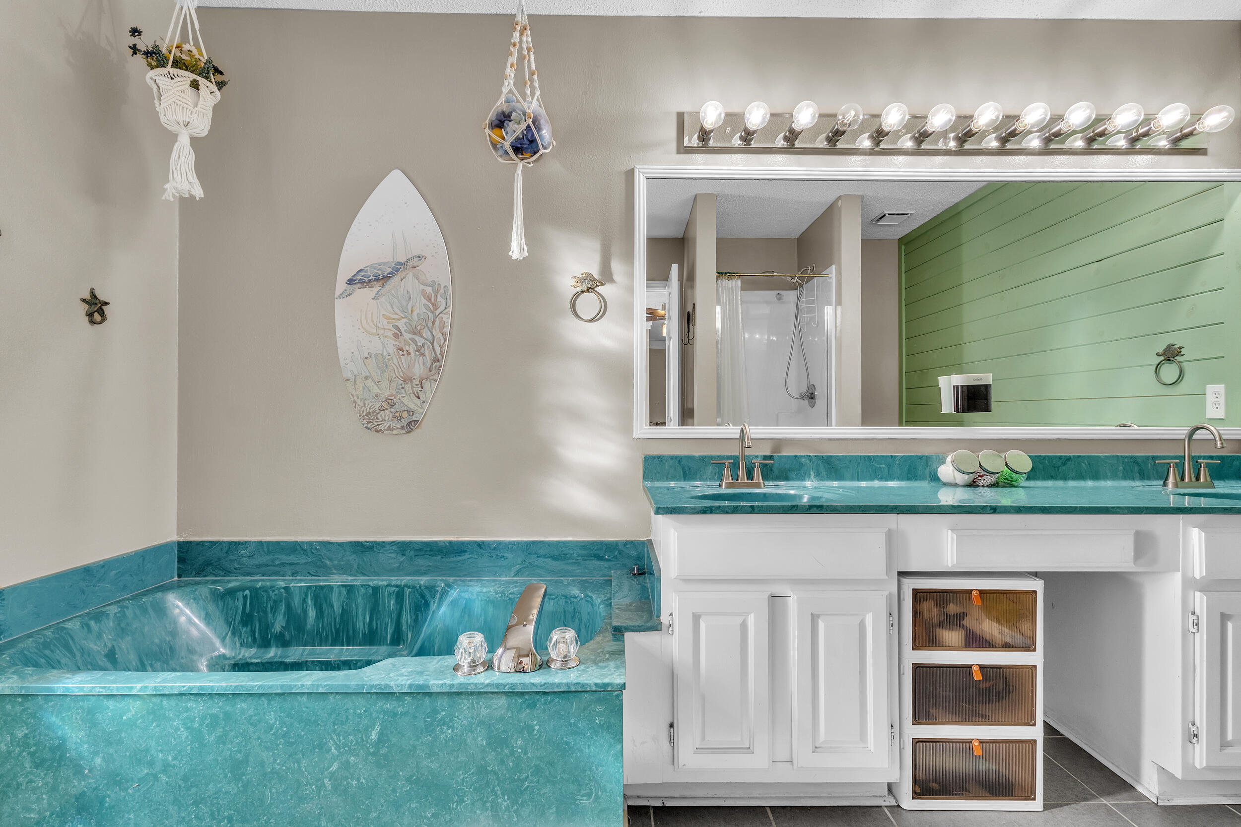 HOLLEY BY THE SEA, 1ST ADD - Residential