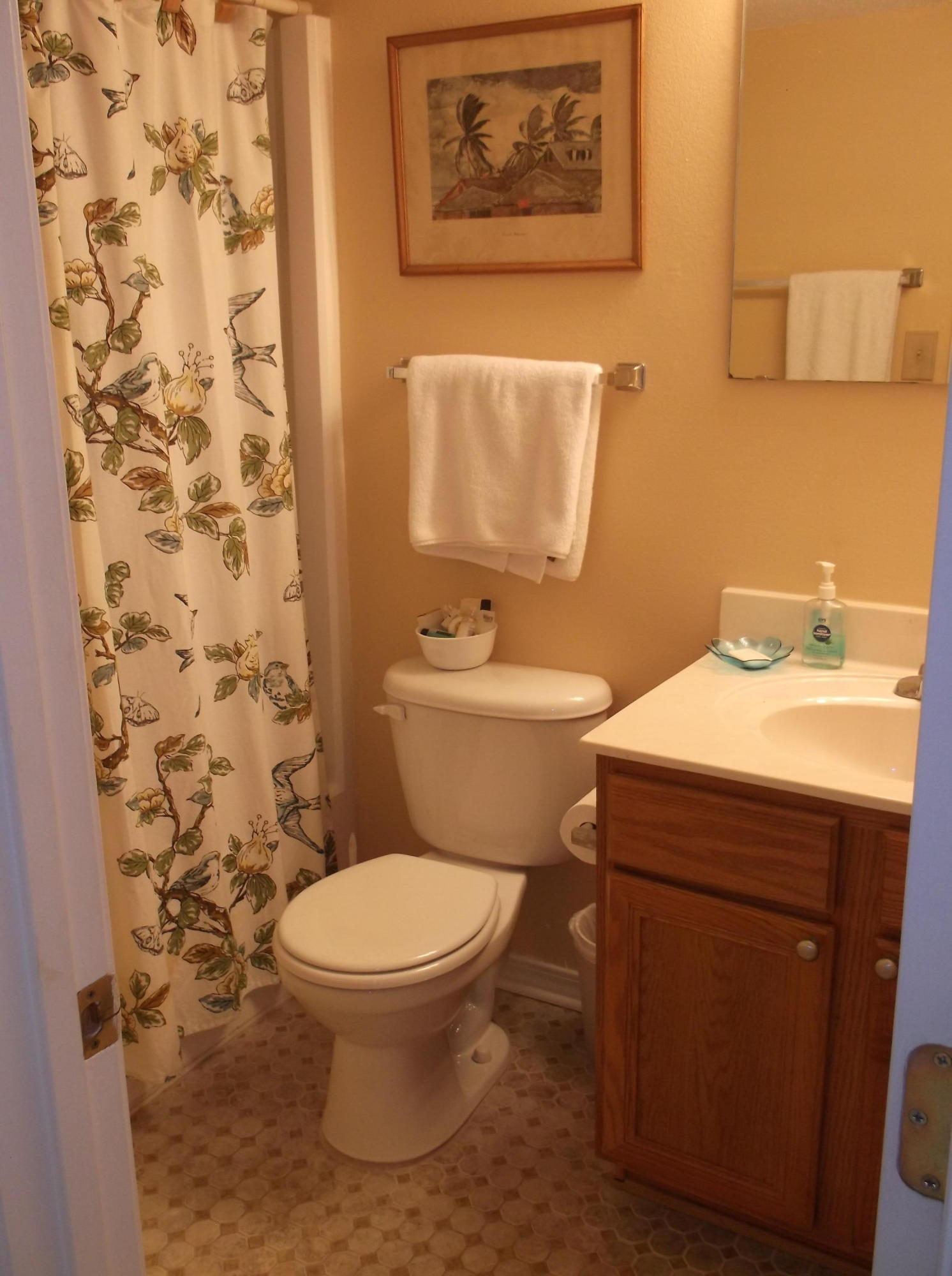 FINISTERRA CONDO - Residential