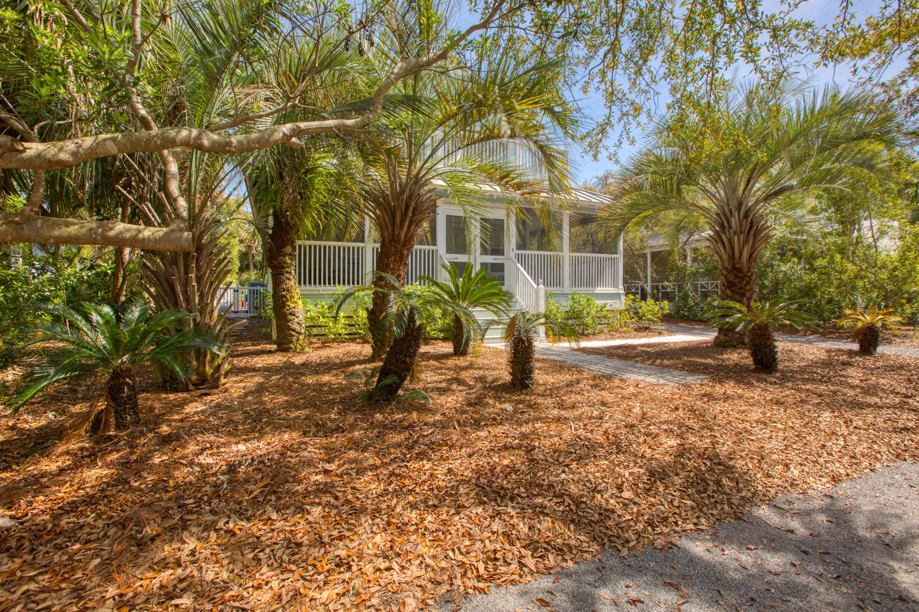 GROVE BY THE SEA - Residential