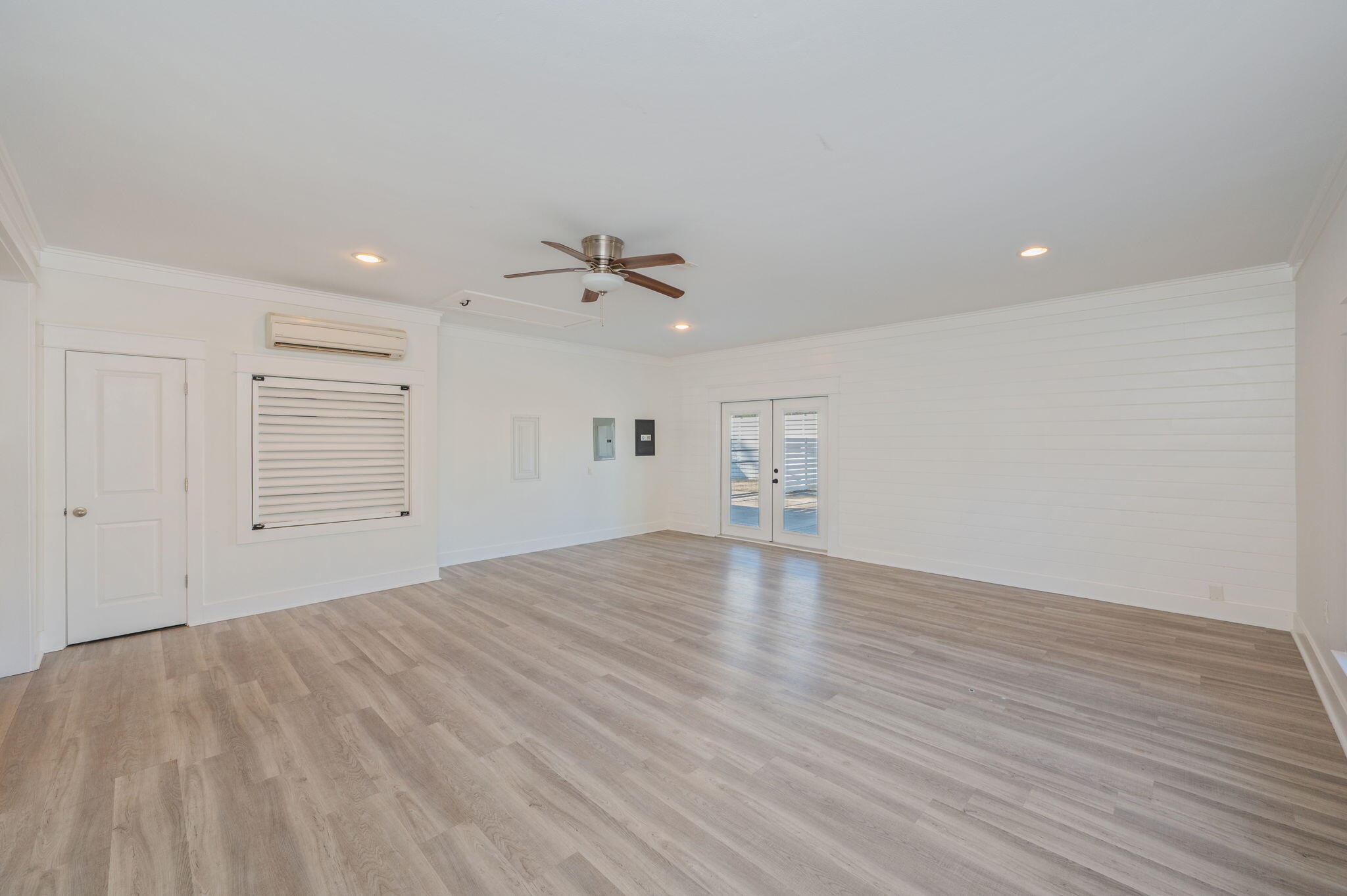 MAJESTIC OAKS - Residential