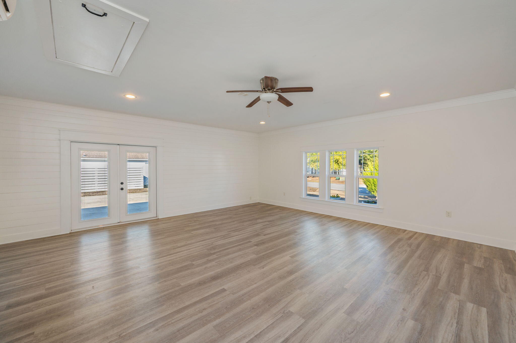 MAJESTIC OAKS - Residential