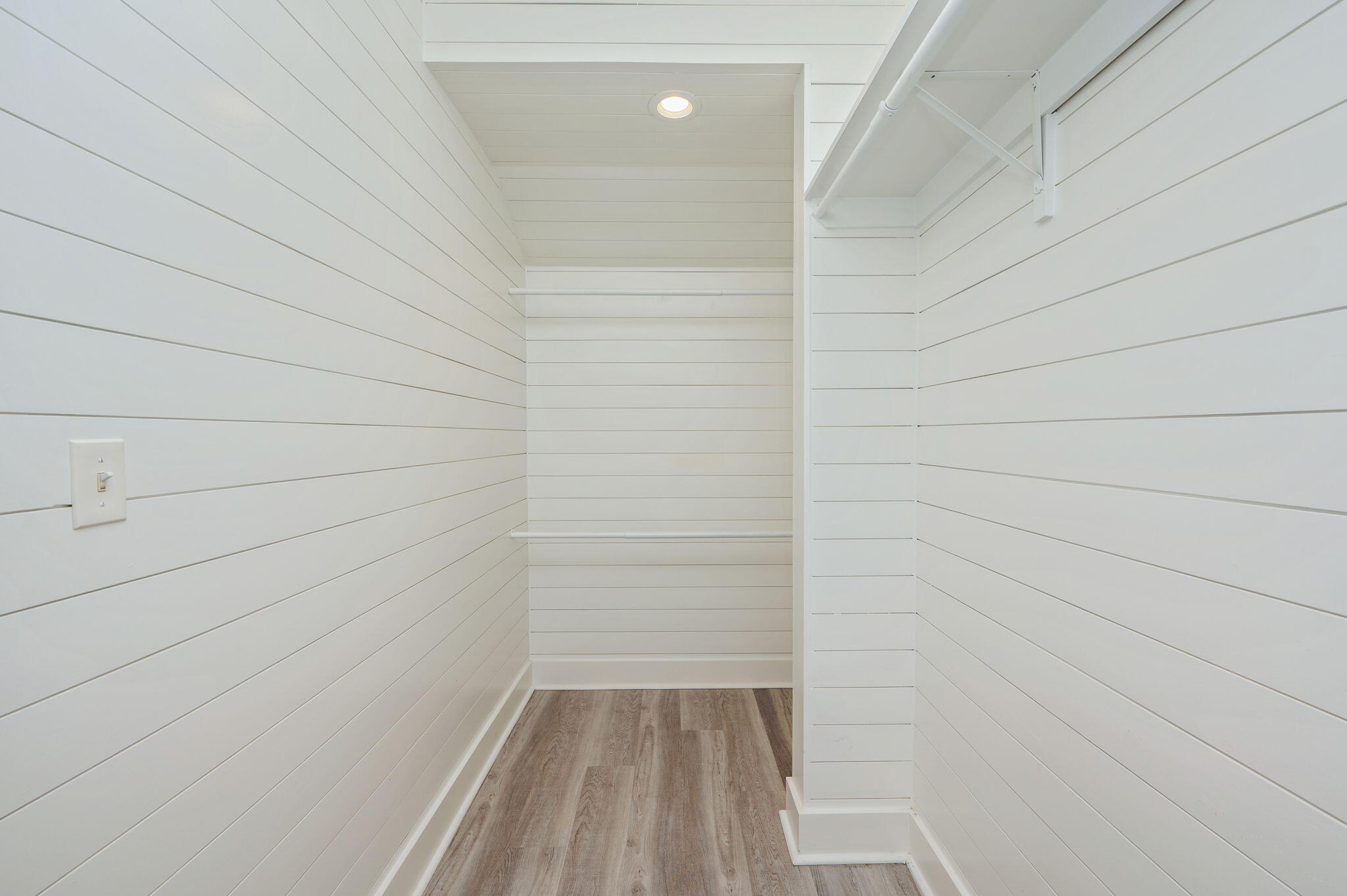 MAJESTIC OAKS - Residential