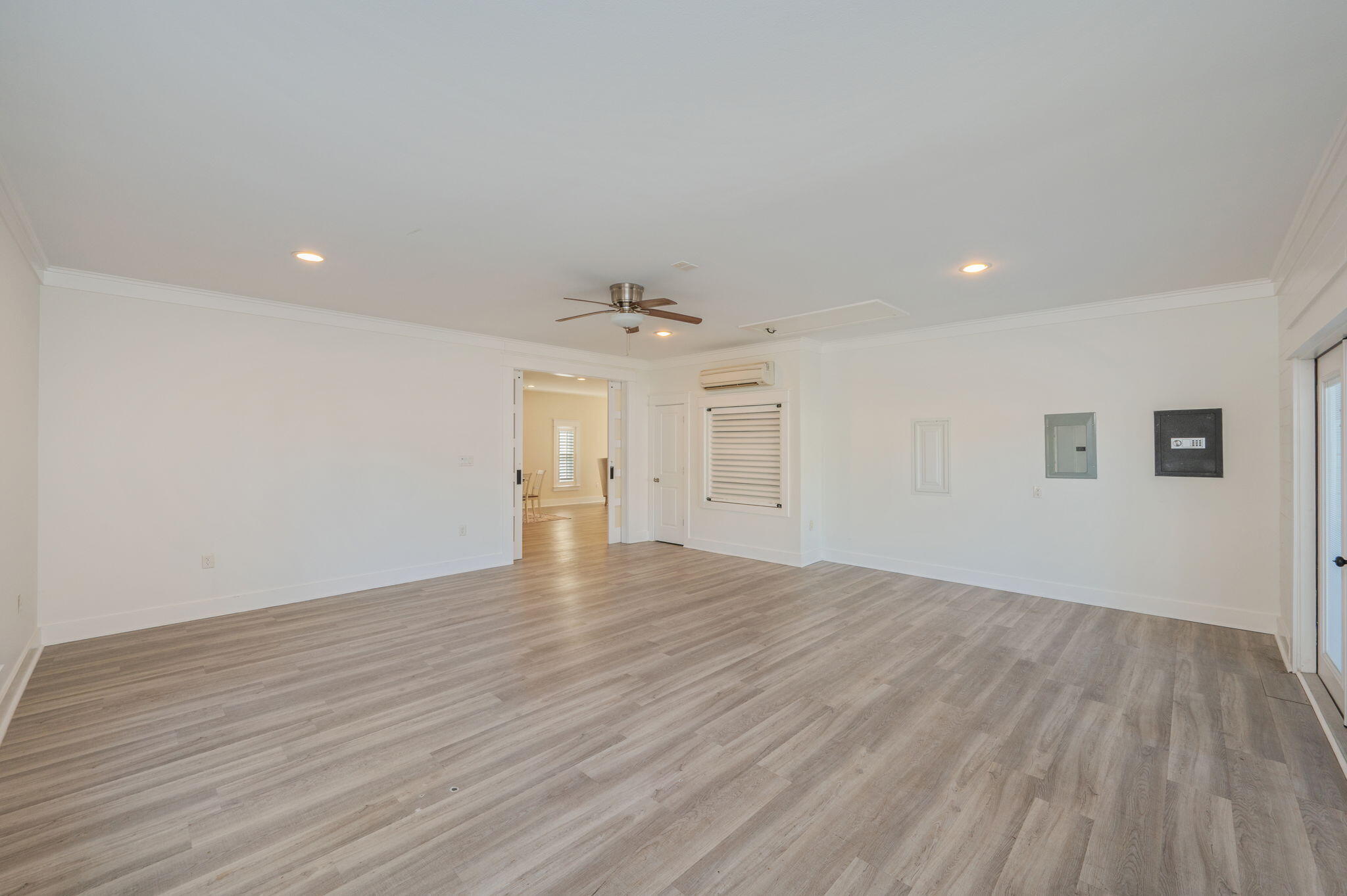 MAJESTIC OAKS - Residential