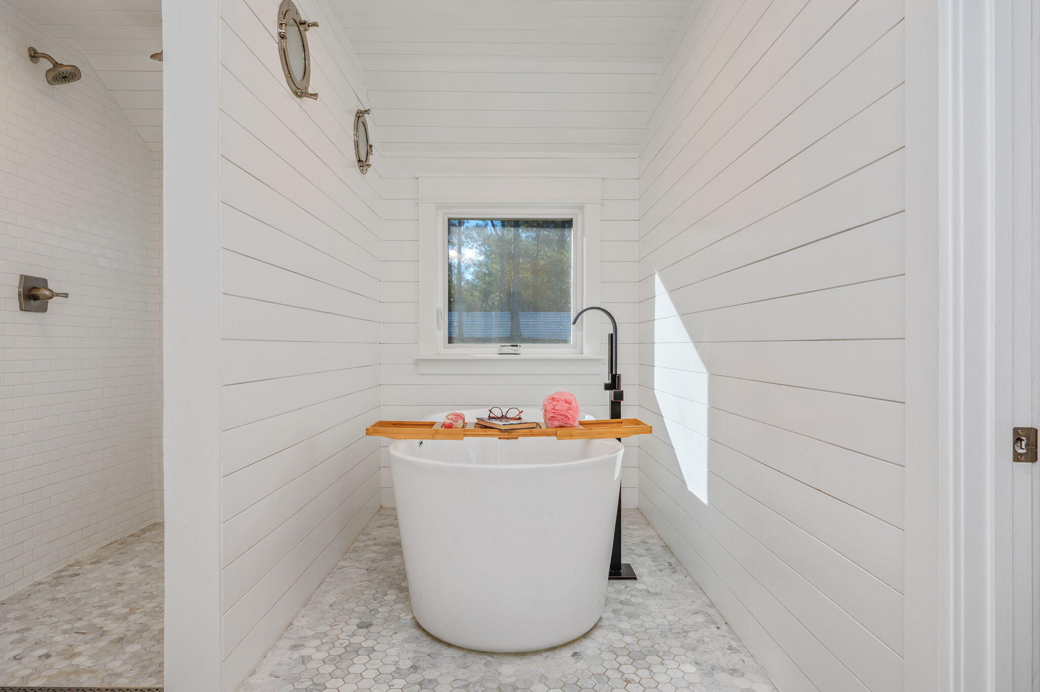 MAJESTIC OAKS - Residential