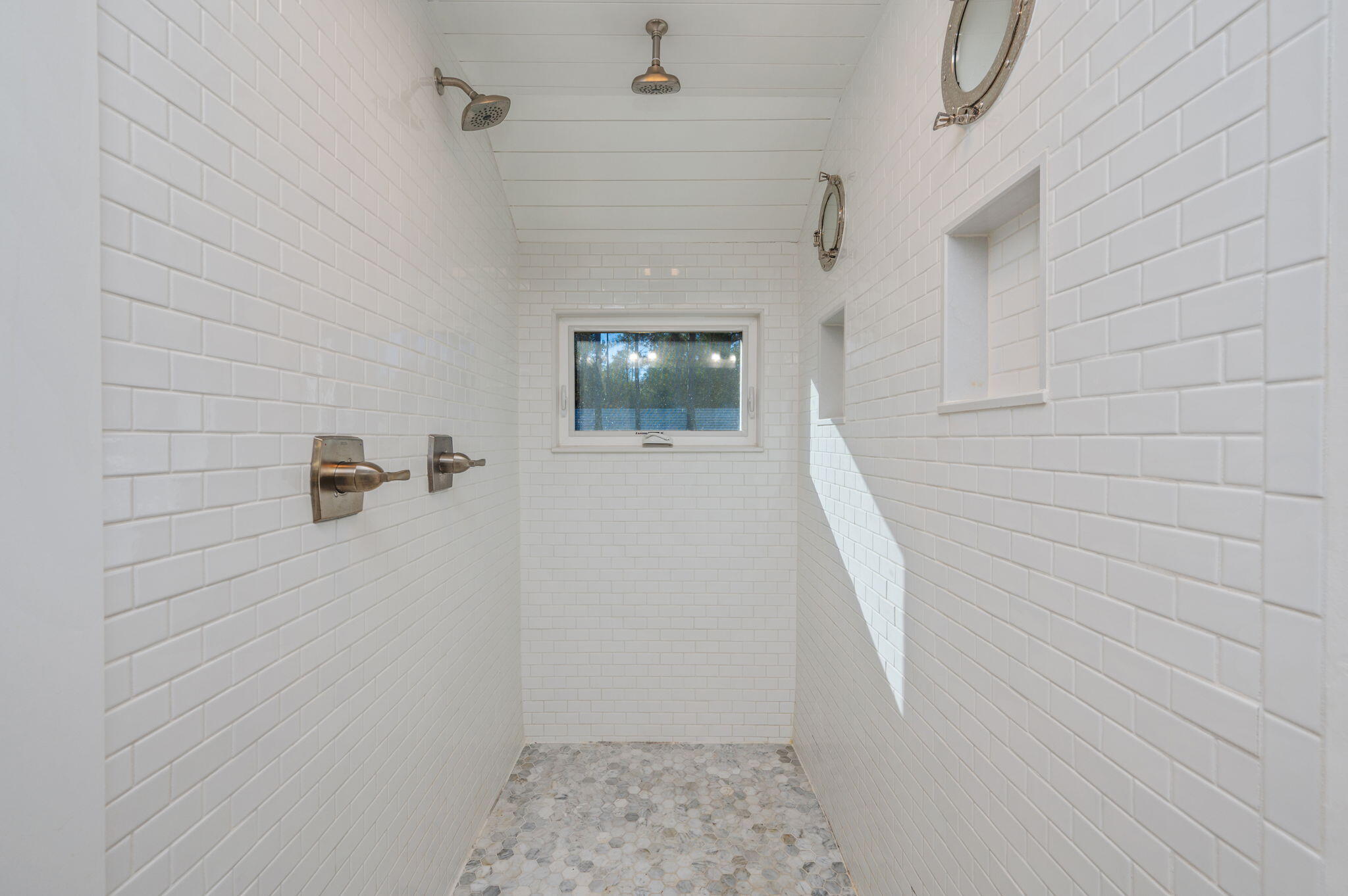 MAJESTIC OAKS - Residential