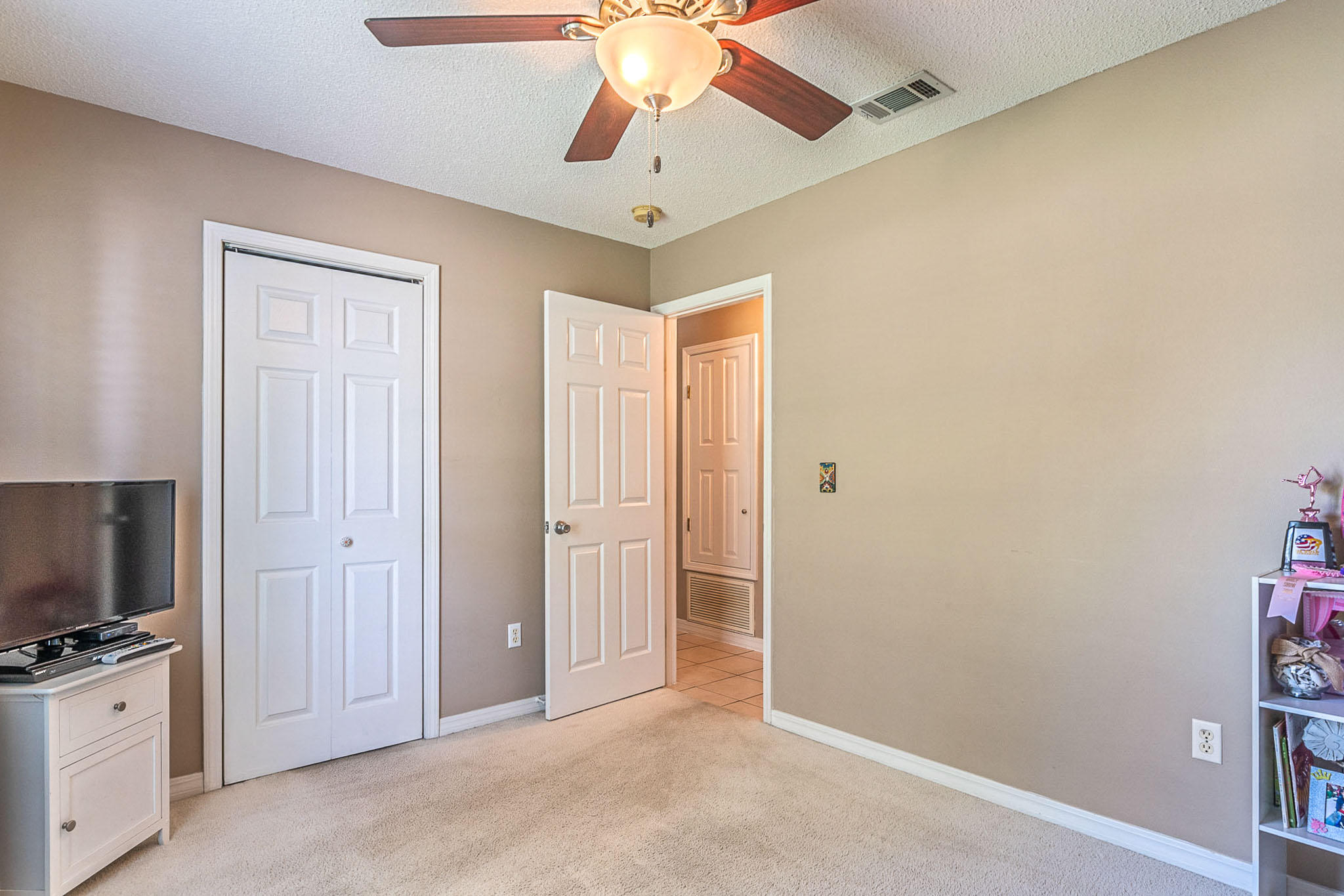 RIVERCHASE S/D PH 2 - Residential