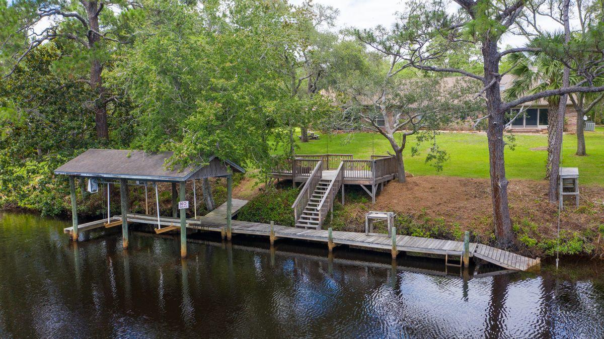 NO RECORDED SUBDIVISION - Residential