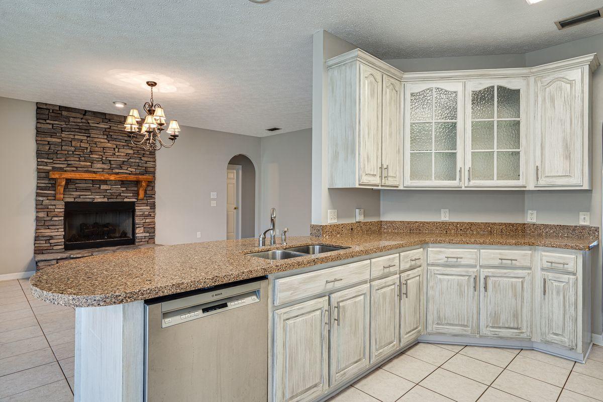 NO RECORDED SUBDIVISION - Residential