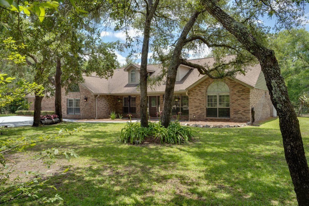 NO RECORDED SUBDIVISION - Residential