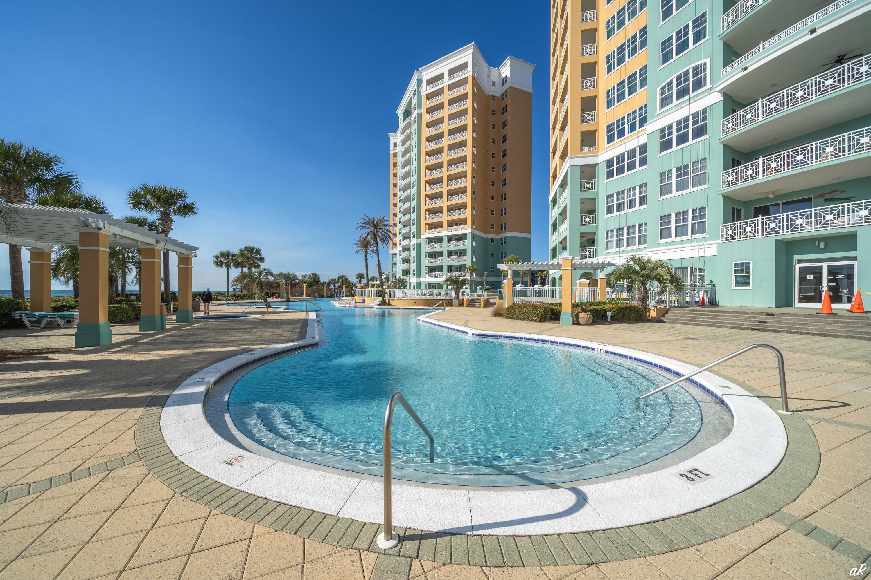 En Soleil - Residential