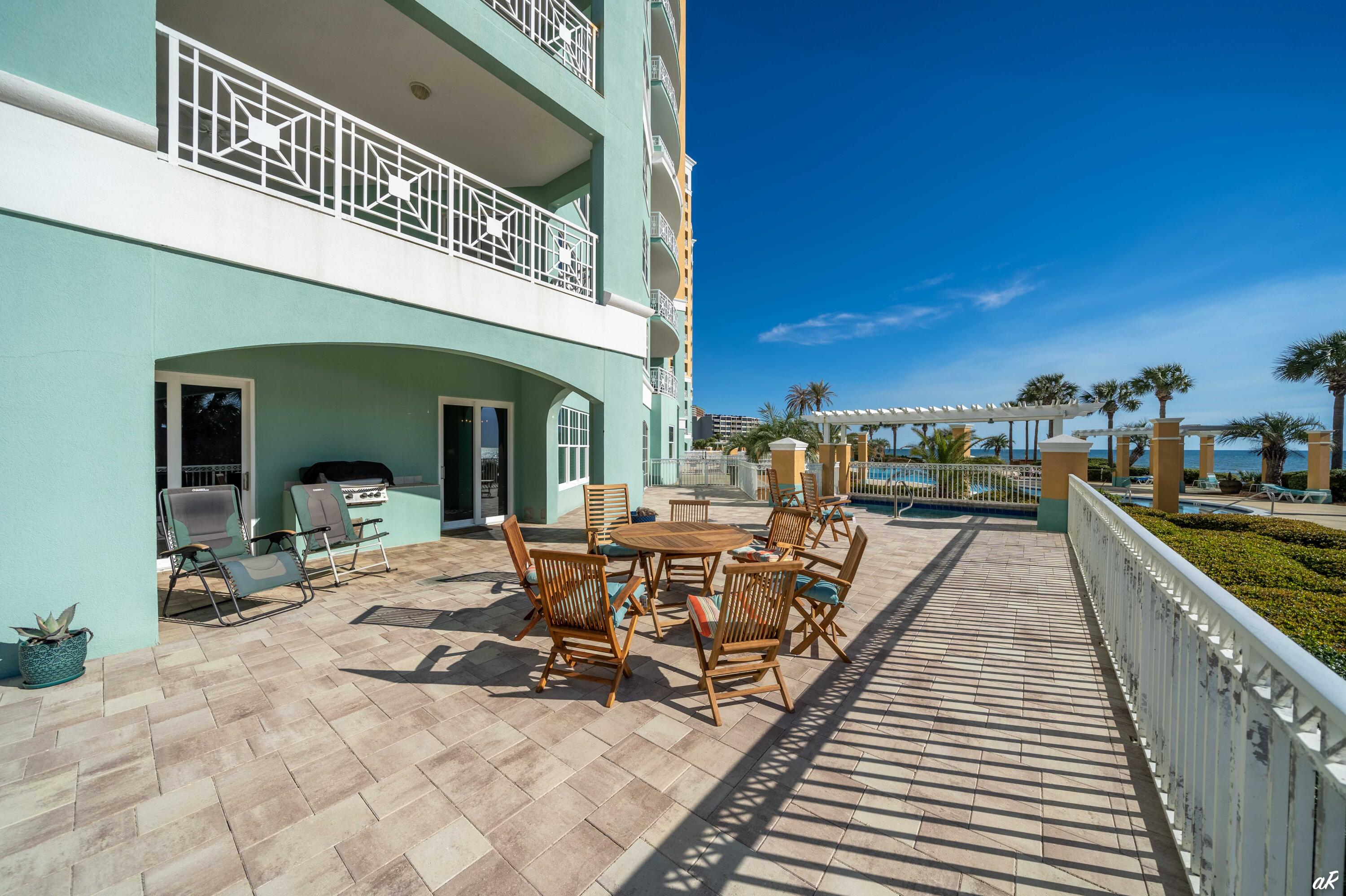 En Soleil - Residential