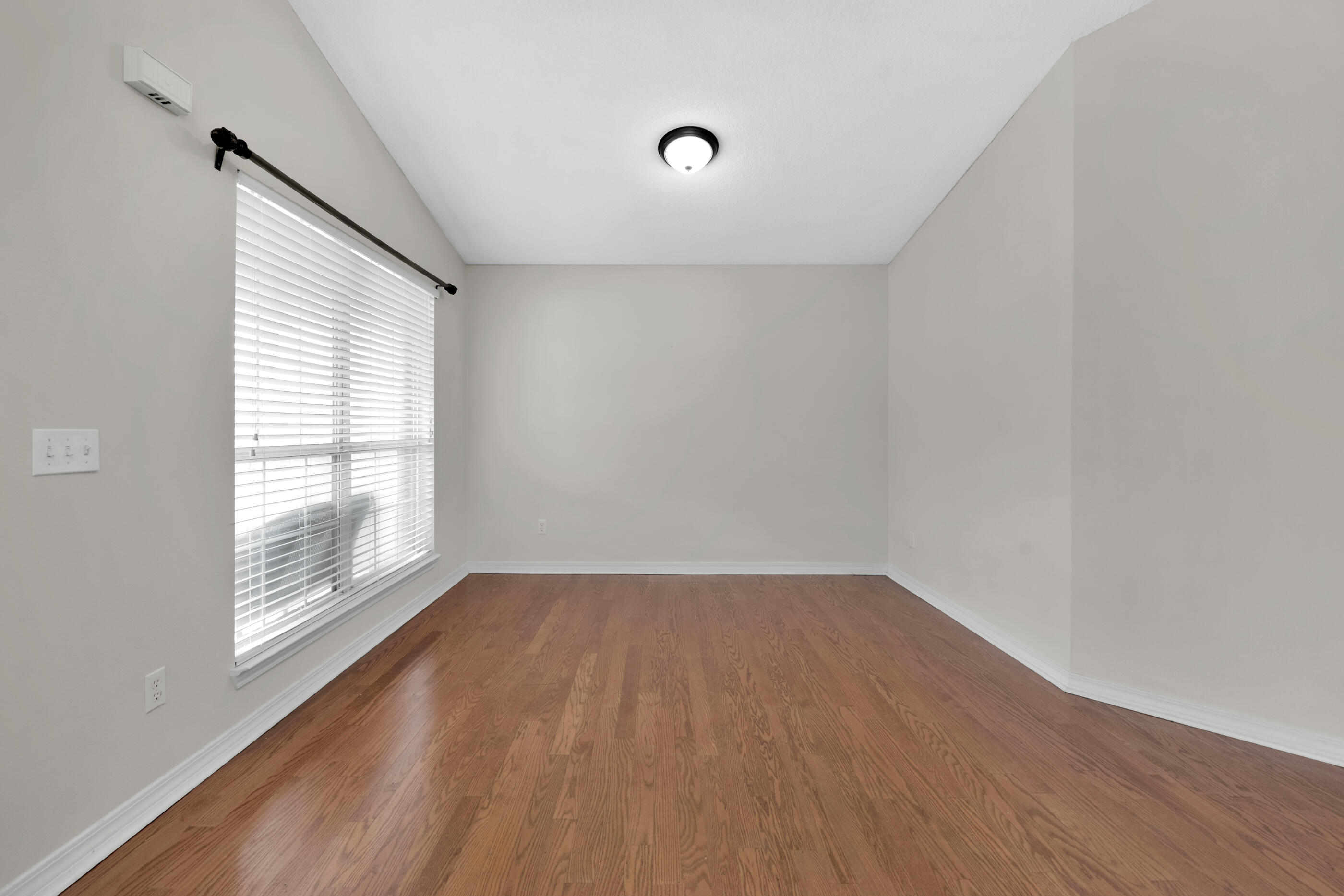 EMERALD VILLAGE S/D - Residential