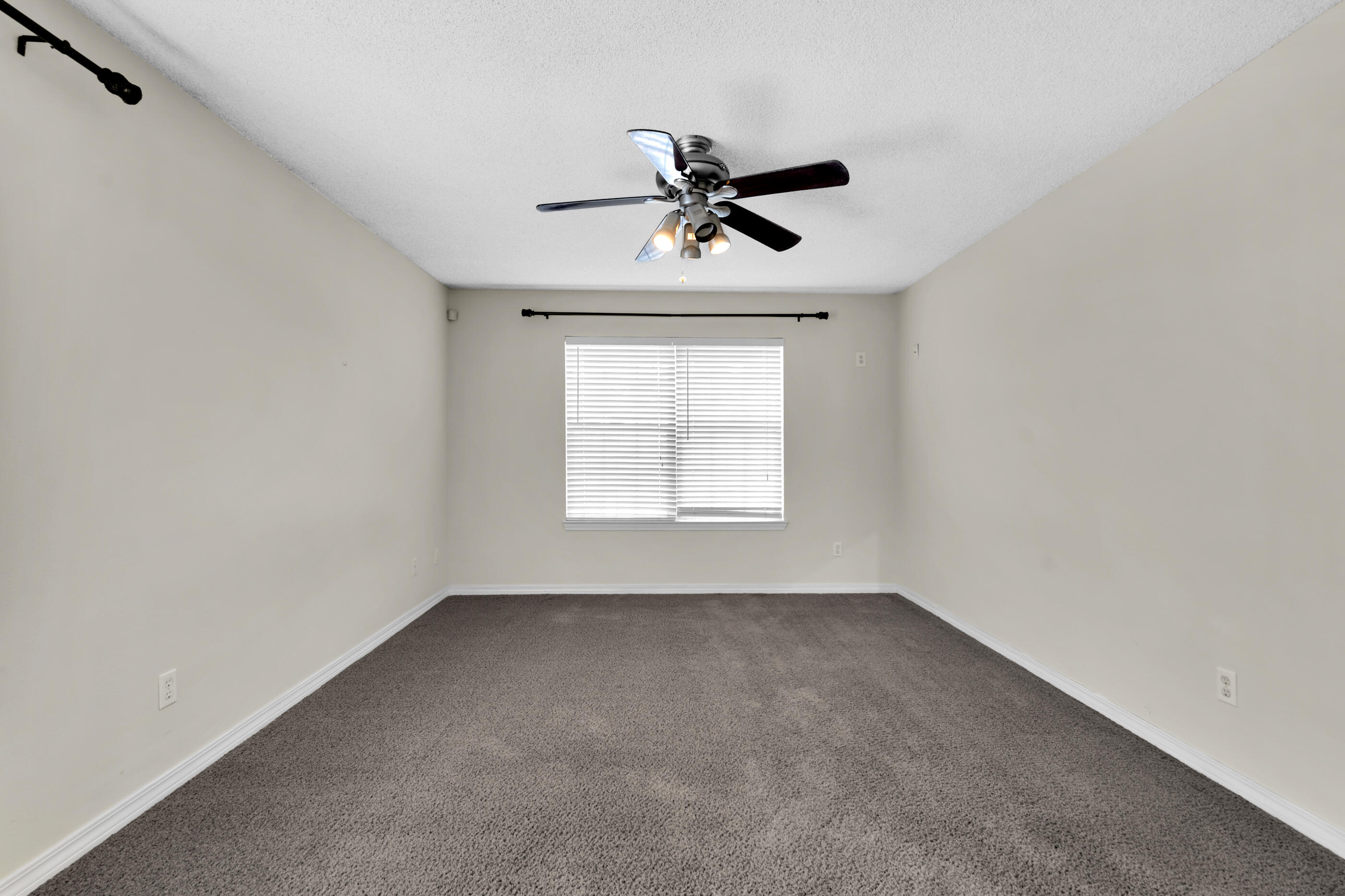EMERALD VILLAGE S/D - Residential