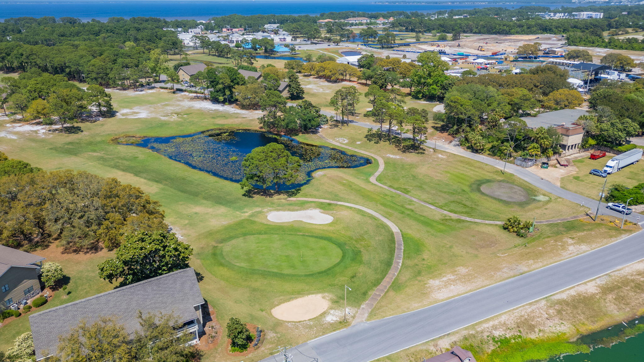 SEASCAPE CONDO FAIRWAYS - Residential