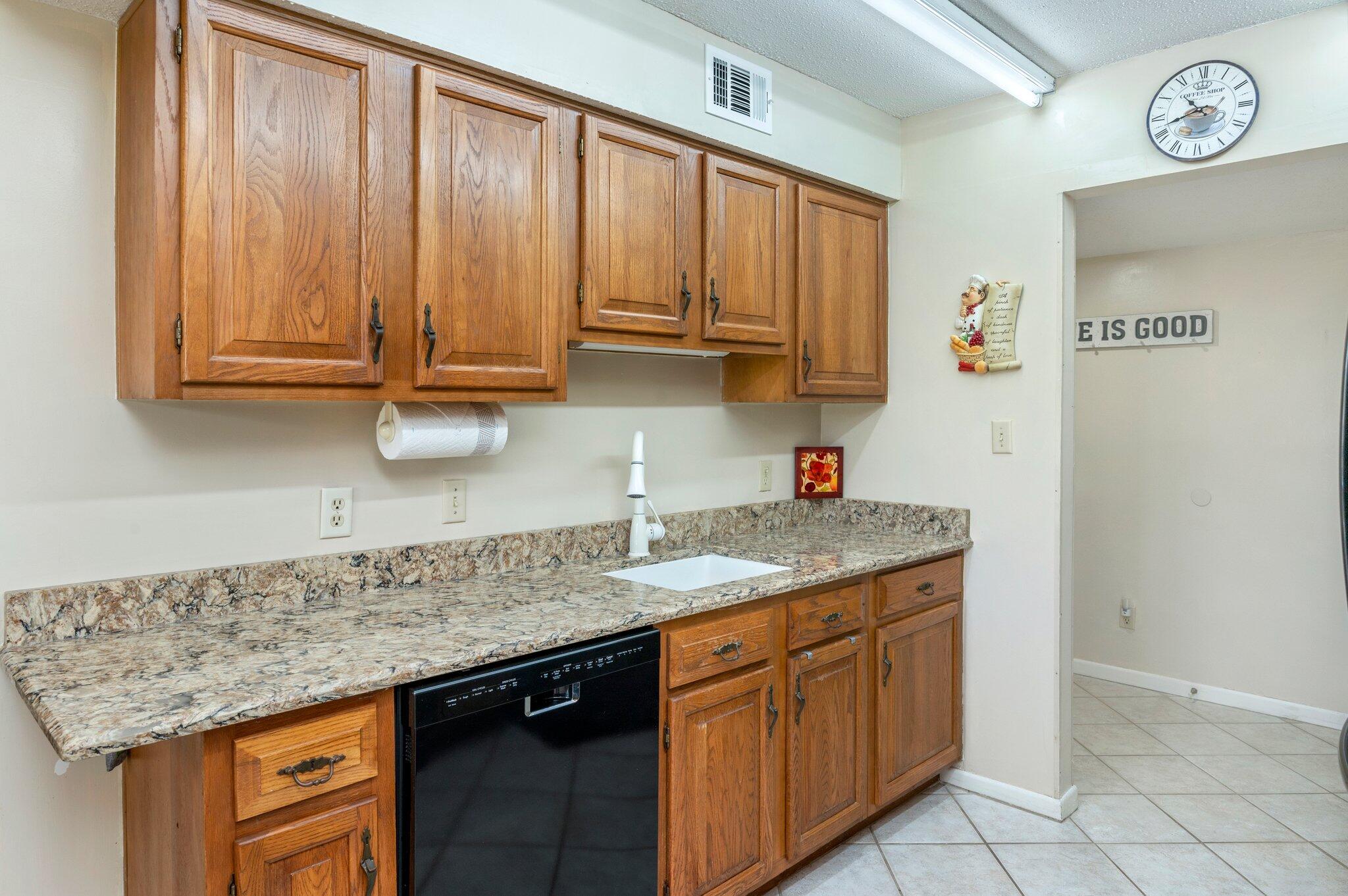 SEASCAPE CONDO FAIRWAYS - Residential