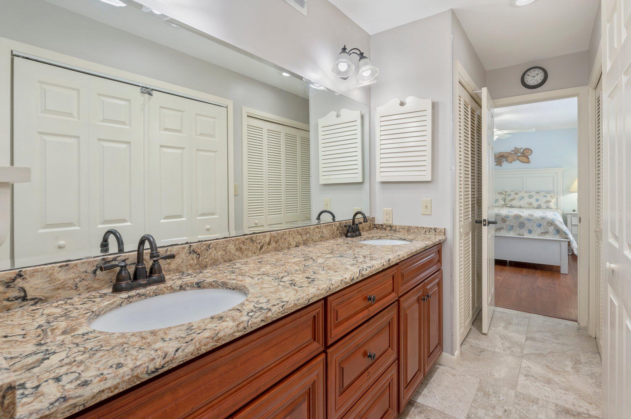 SEASCAPE CONDO FAIRWAYS - Residential