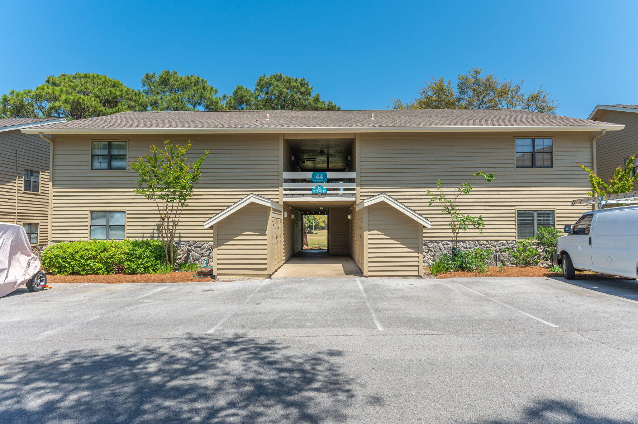 SEASCAPE CONDO FAIRWAYS - Residential