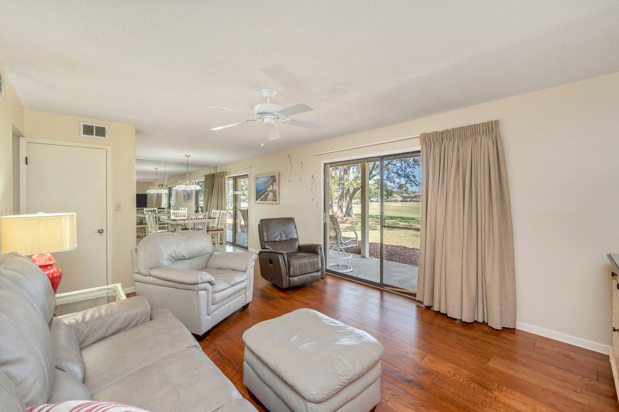 SEASCAPE CONDO FAIRWAYS - Residential