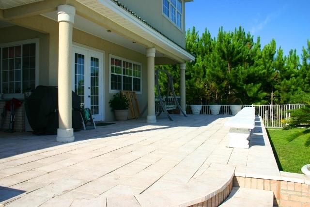 DANA POINTE - Residential