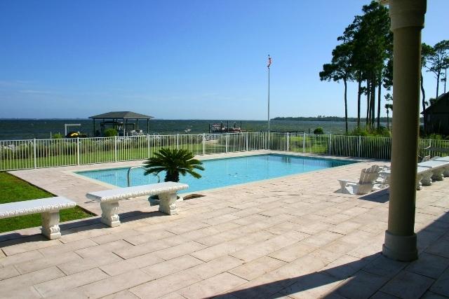 DANA POINTE - Residential