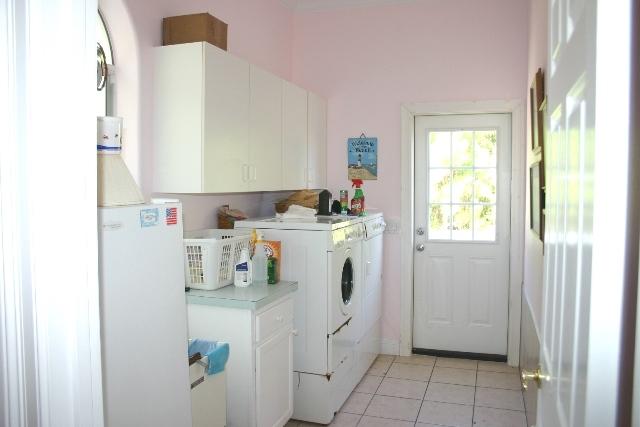 DANA POINTE - Residential