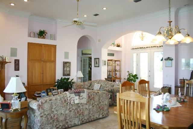 DANA POINTE - Residential