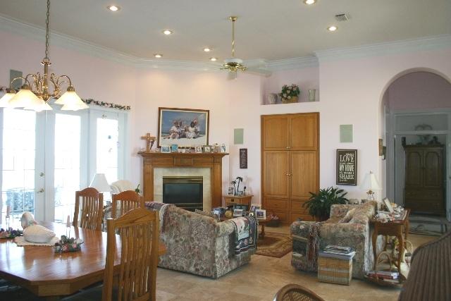 DANA POINTE - Residential