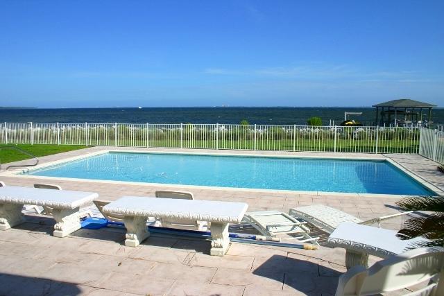 DANA POINTE - Residential