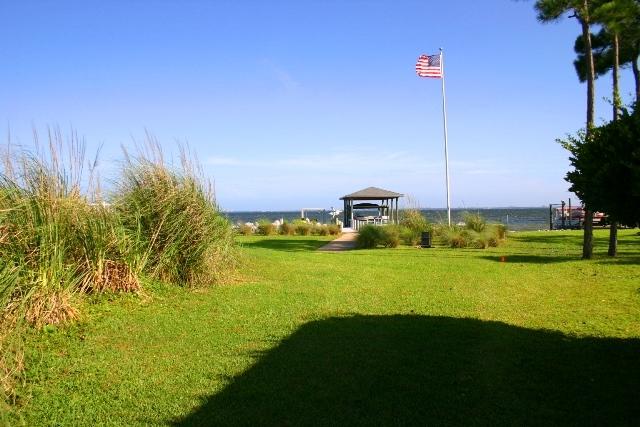 DANA POINTE - Residential