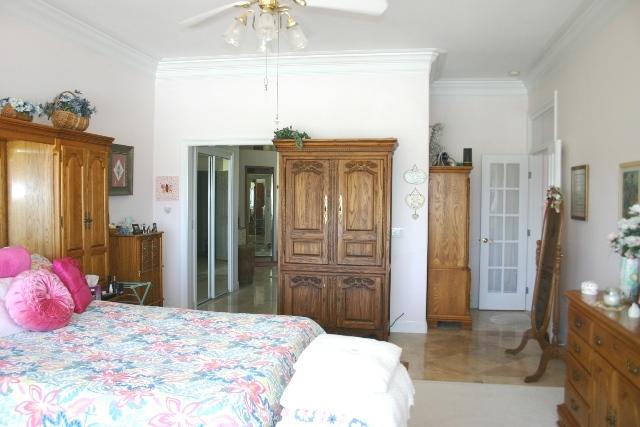 DANA POINTE - Residential